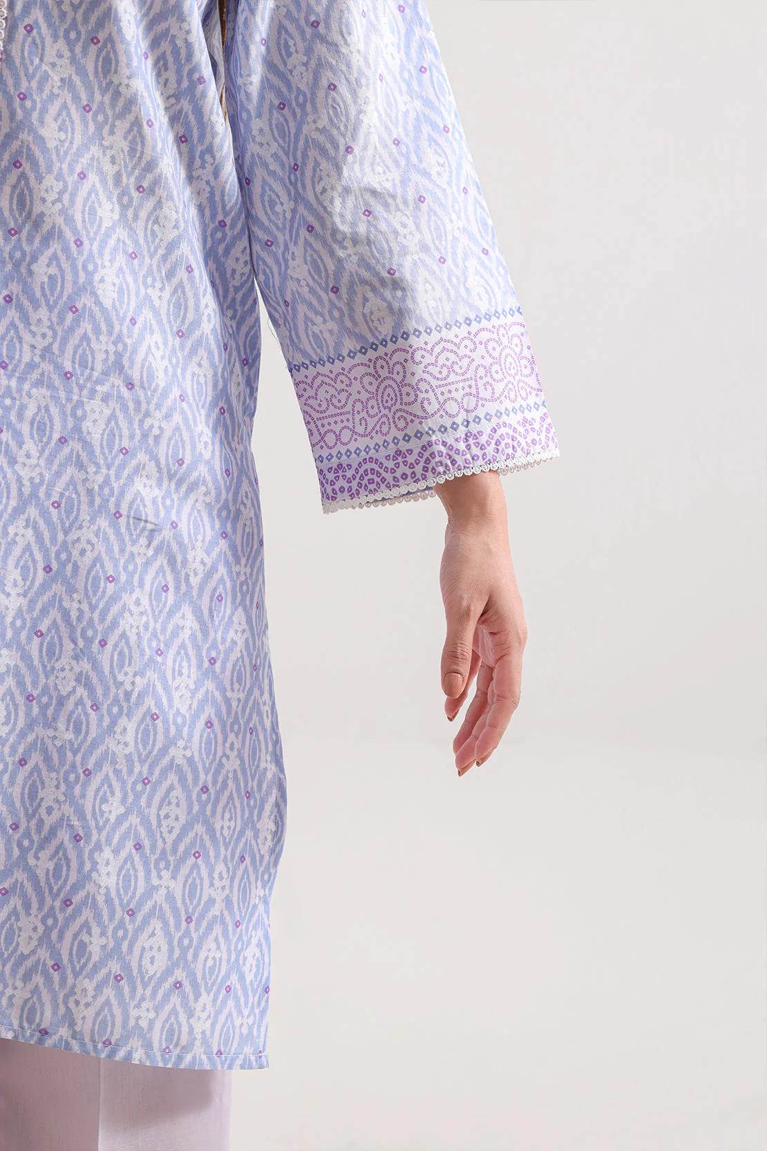 Printed Lawn Stitched 3 Piece - Image 4