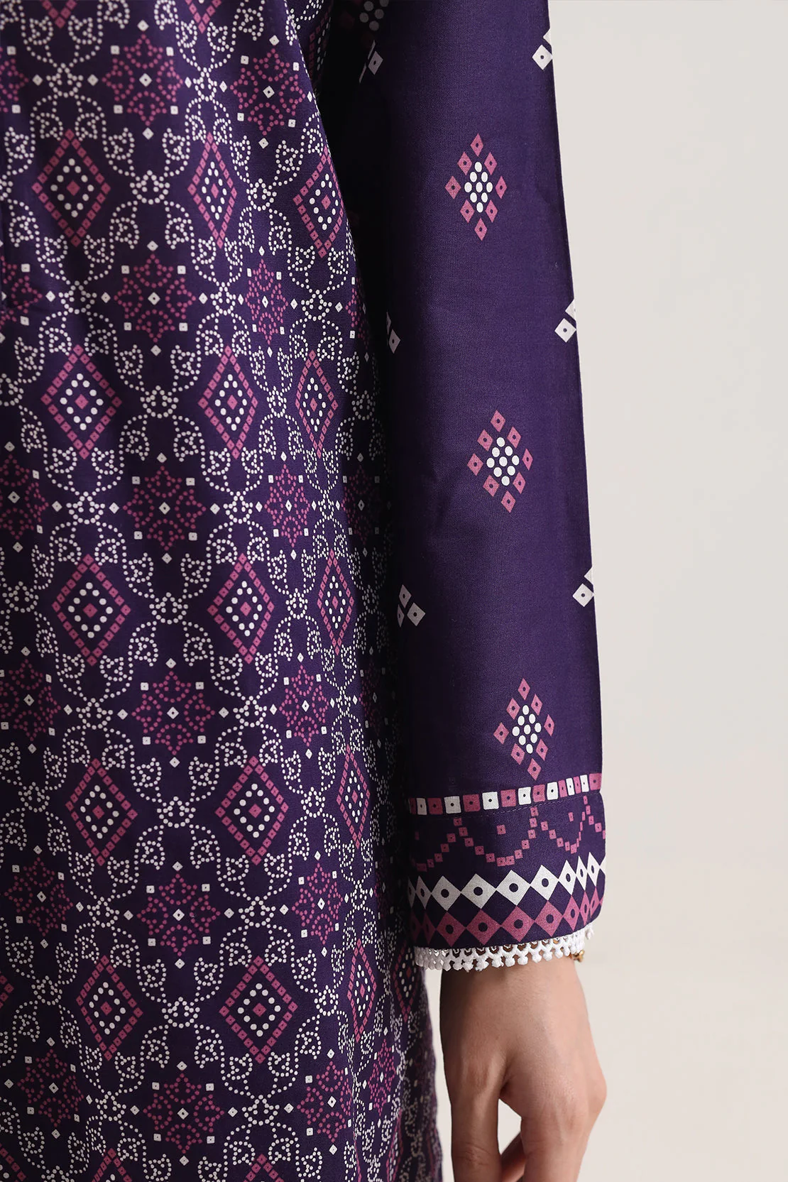 Printed Lawn Stitched 3 Piece - Image 6