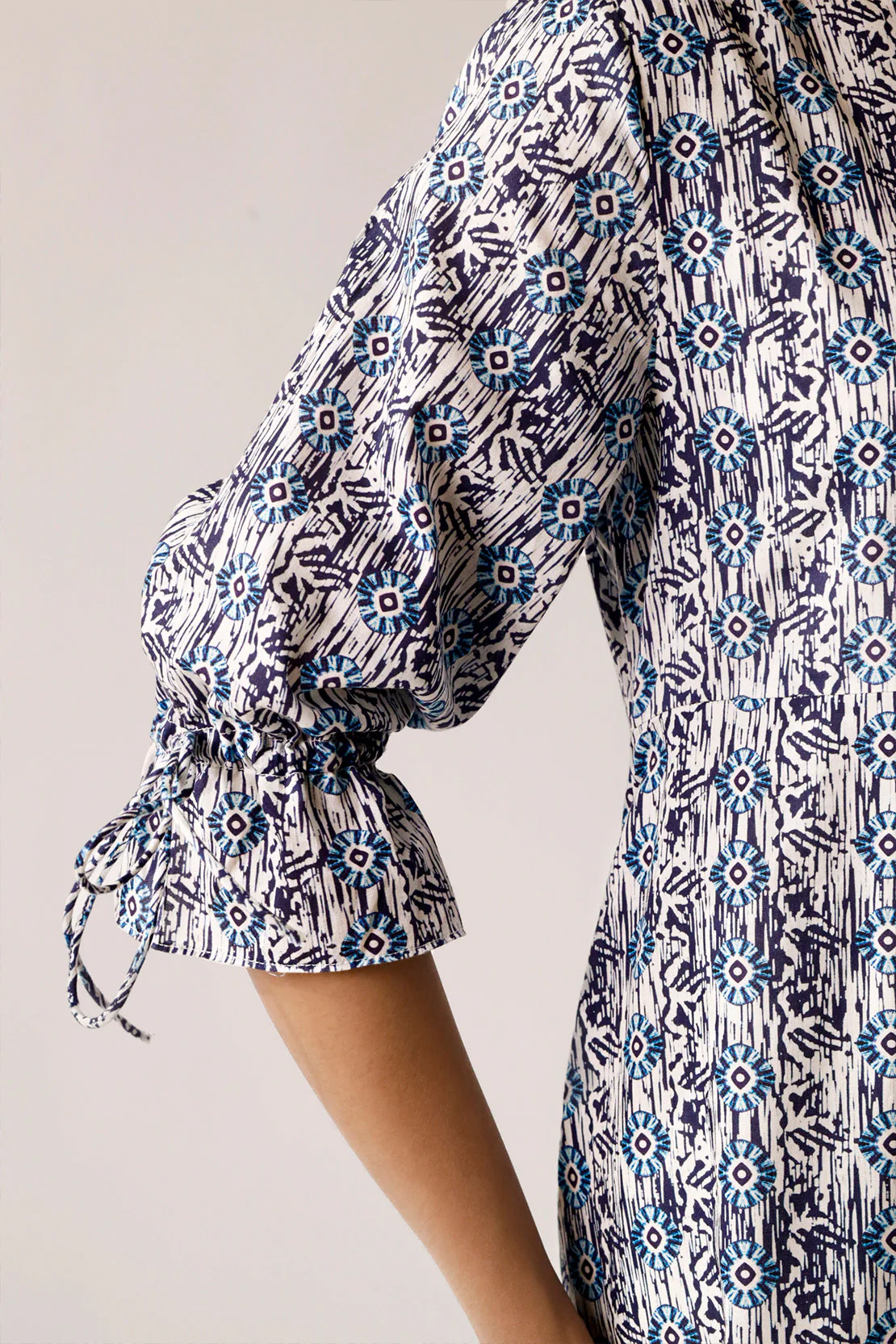 Printed Lawn Stitched Dress - Image 9