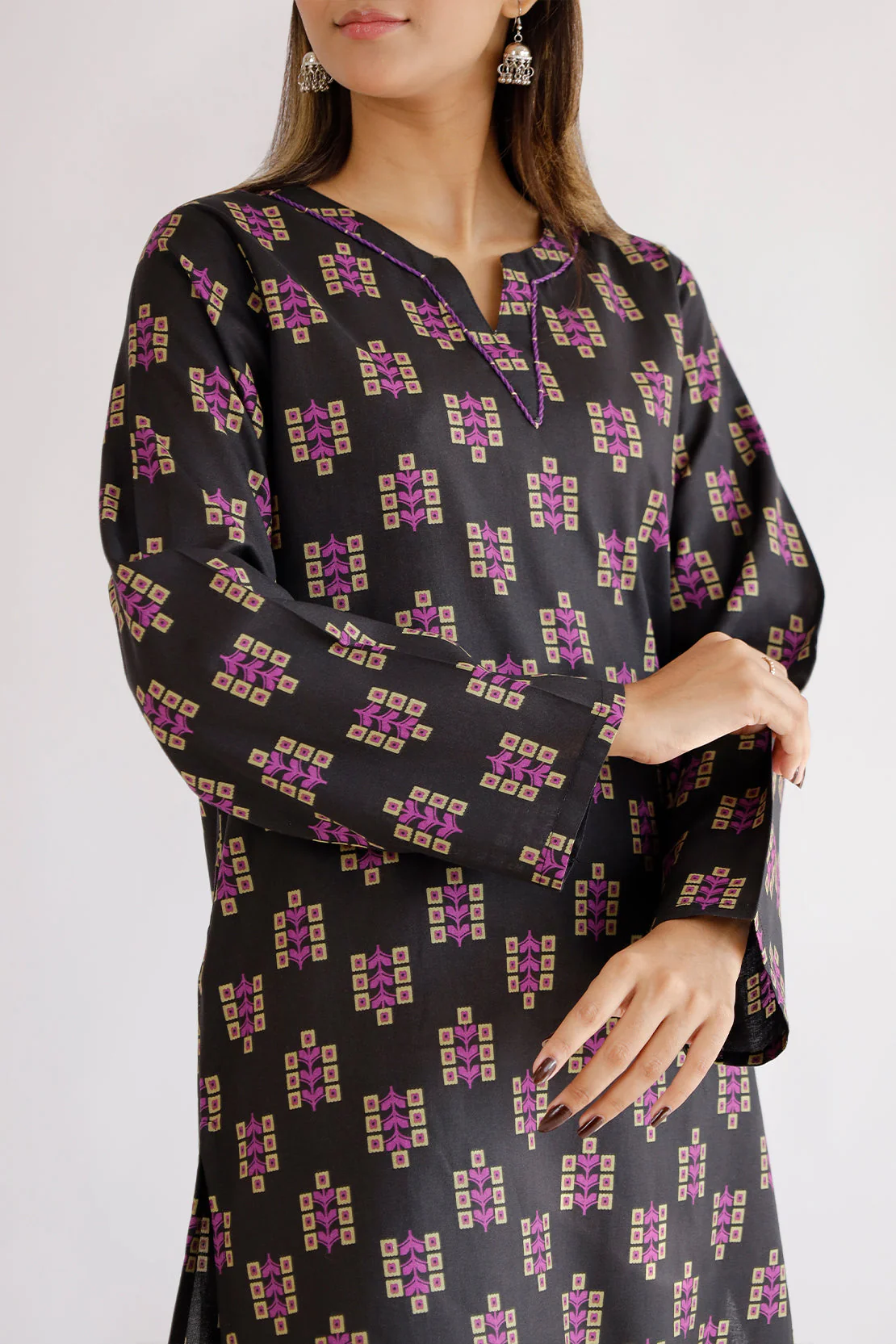 Printed Lawn Stitched Shirt - Image 4