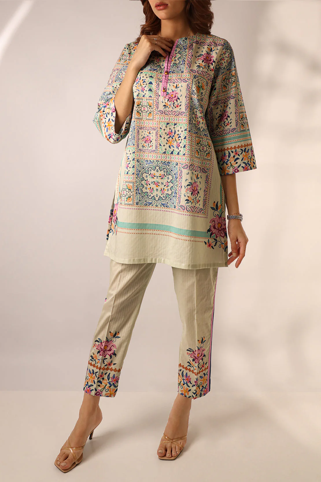Printed Lawn Stitched Shirt - Image 3