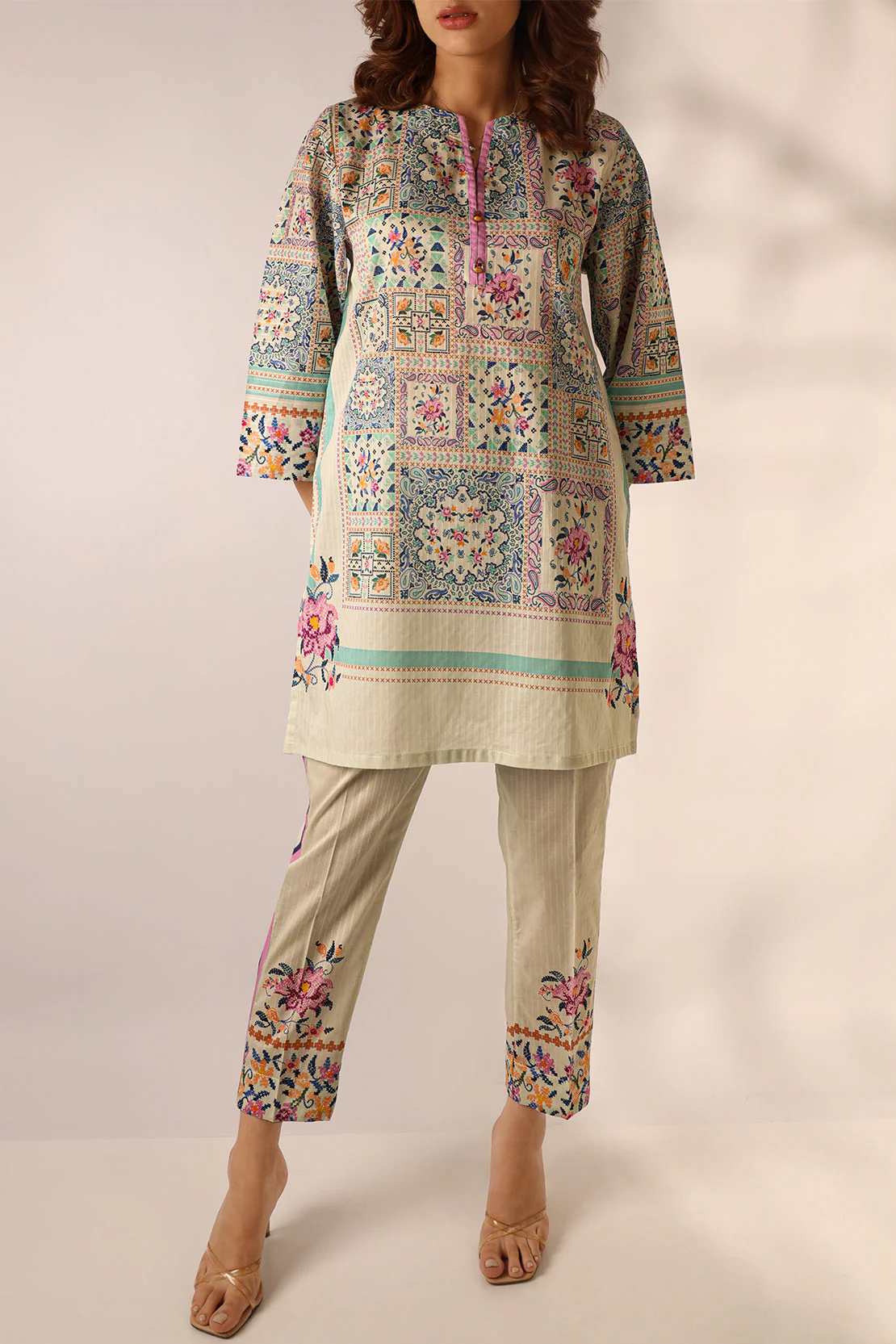 Printed Lawn Stitched Shirt - Image 4