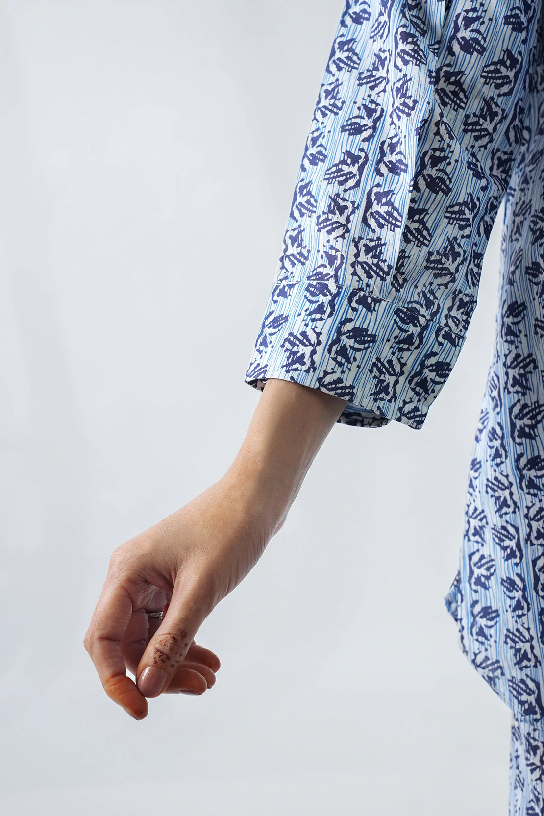 Printed Lawn Stitched Shirt - Image 6
