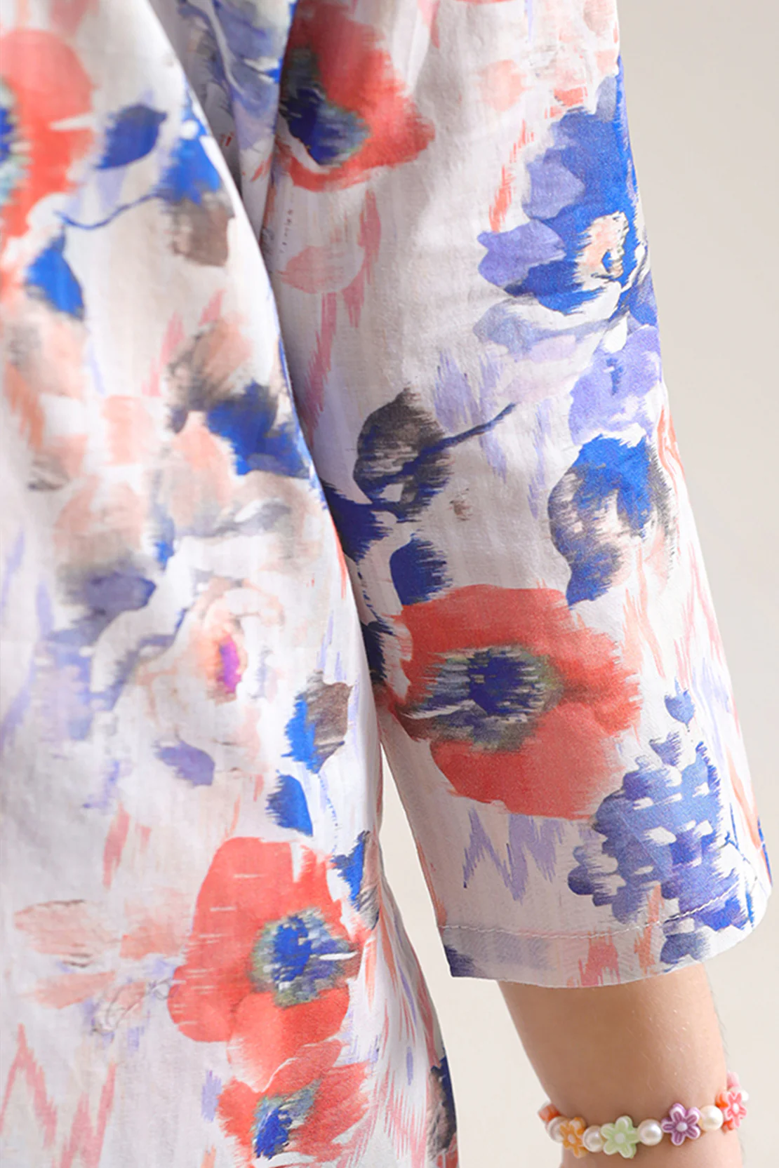 Printed Lawn Stitched Shirt For Kids - Image 4