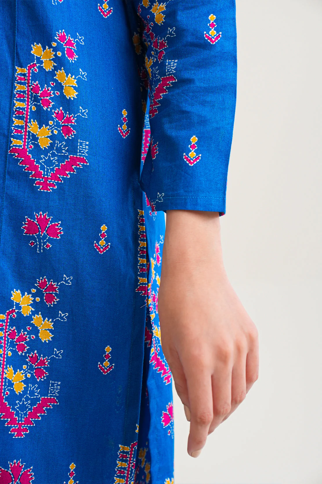 Printed Lawn Stitched Shirt - Image 7
