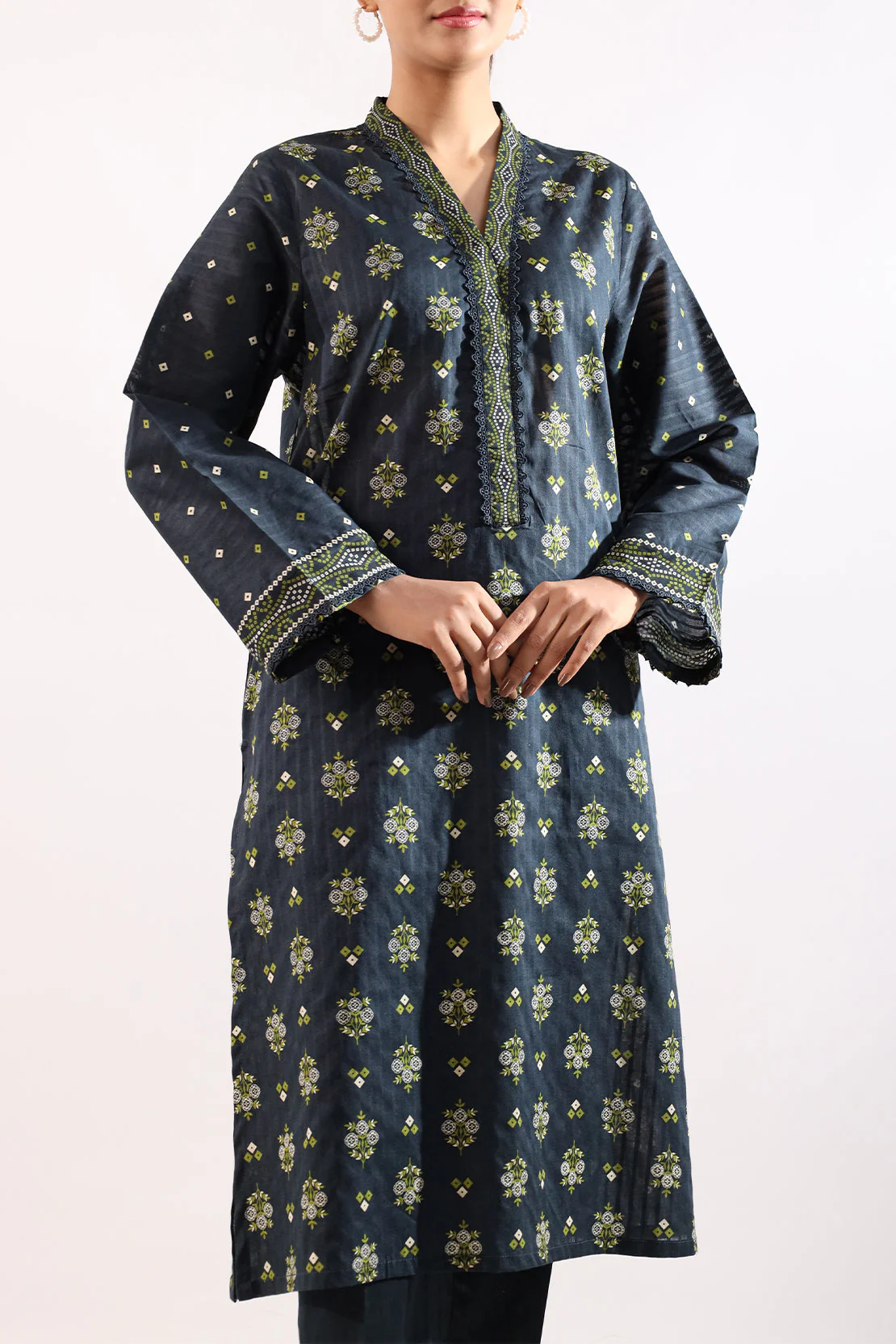 Printed Lawn Stitched Shirt - Image 4