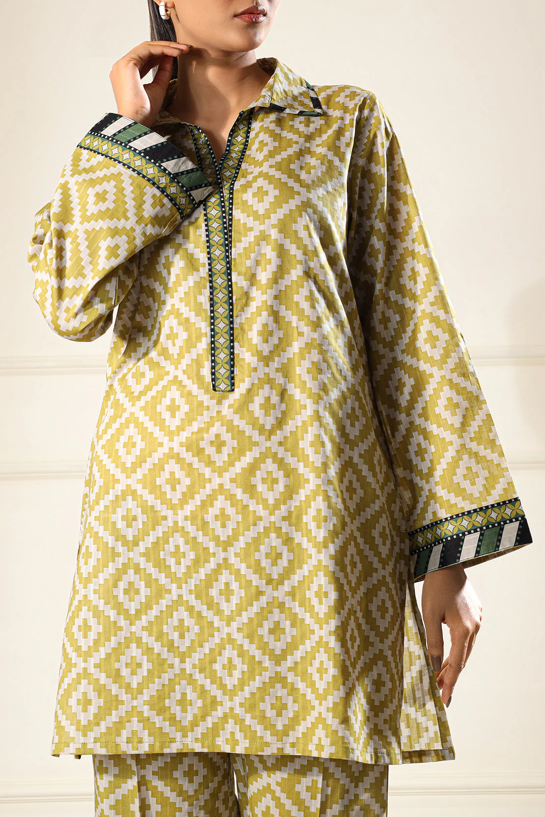 Printed Lawn Stitched Shirt - Image 2