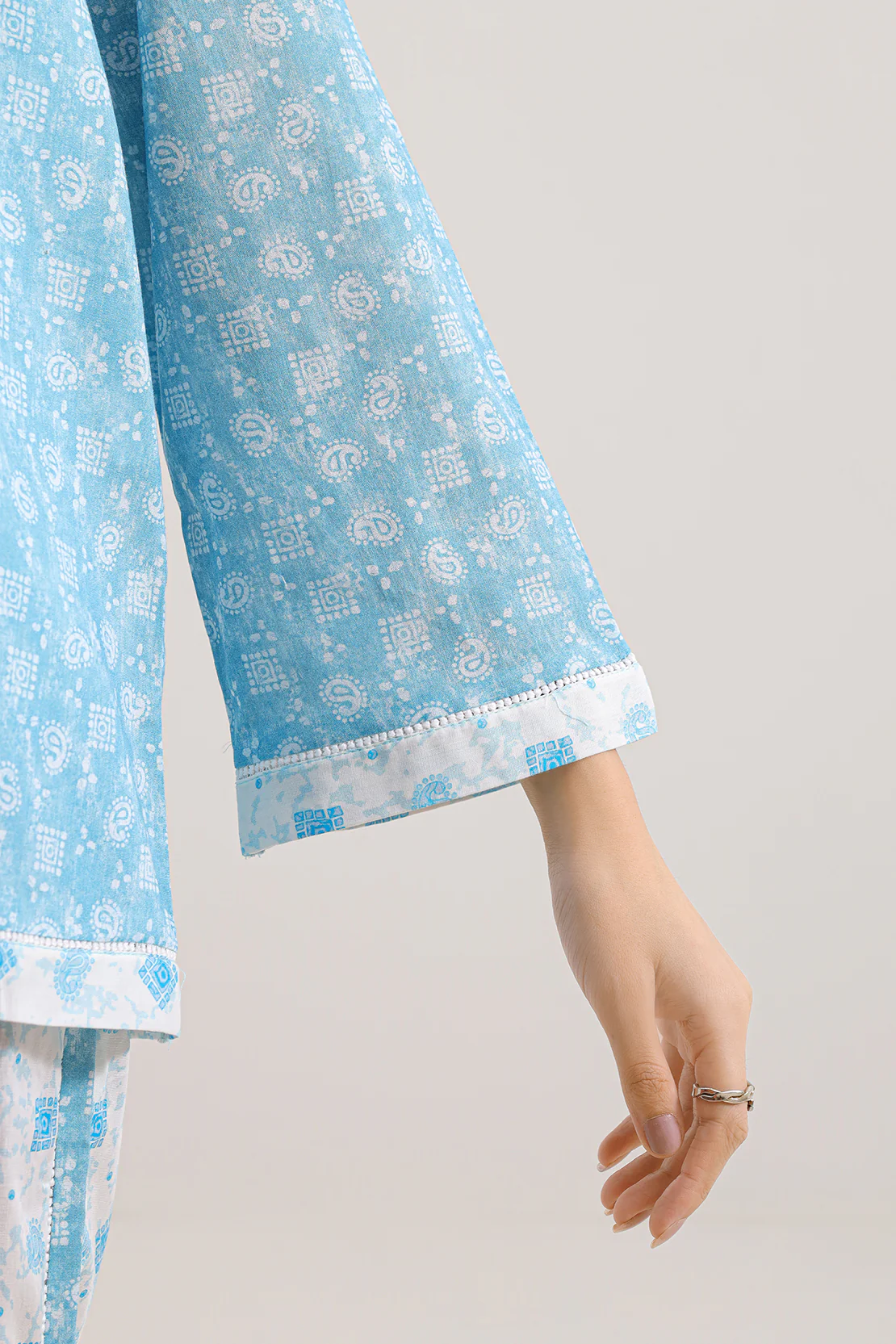 Printed Lawn Stitched Shirt - Image 4