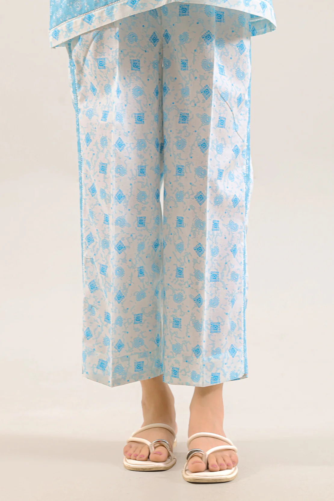 Printed Lawn Stitched Shirt - Image 5