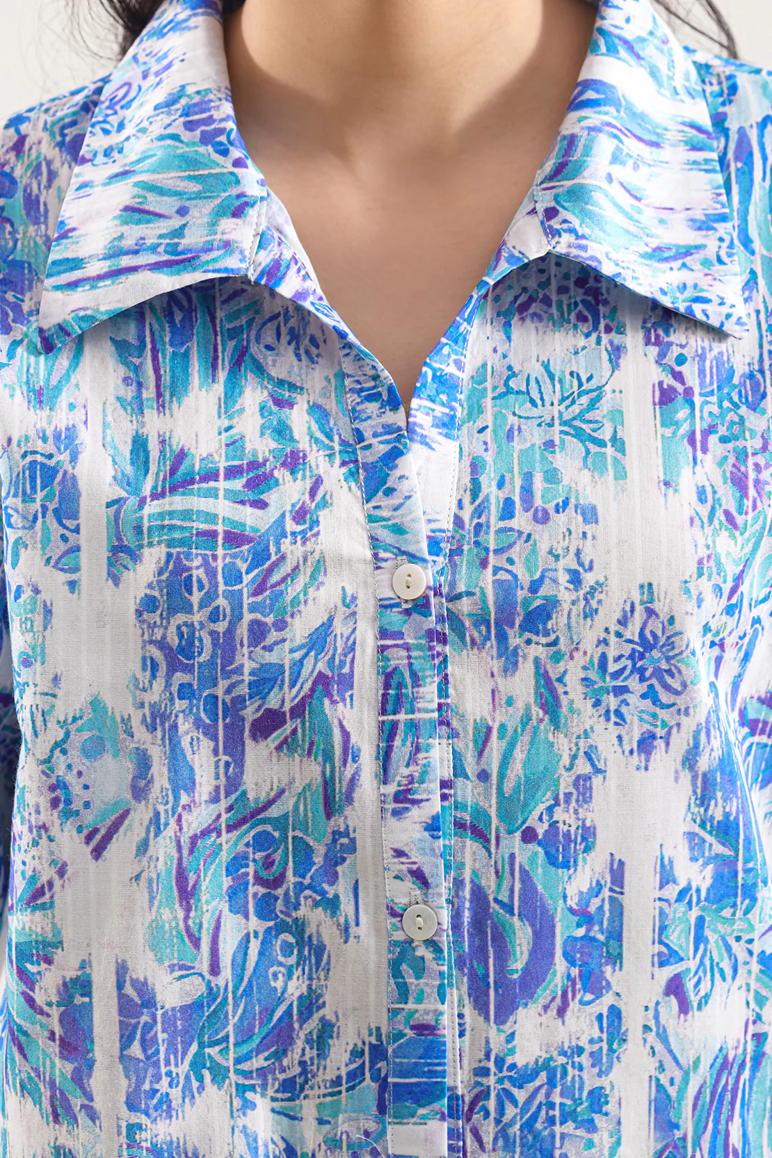 Printed Lawn Stitched Shirt - Image 4