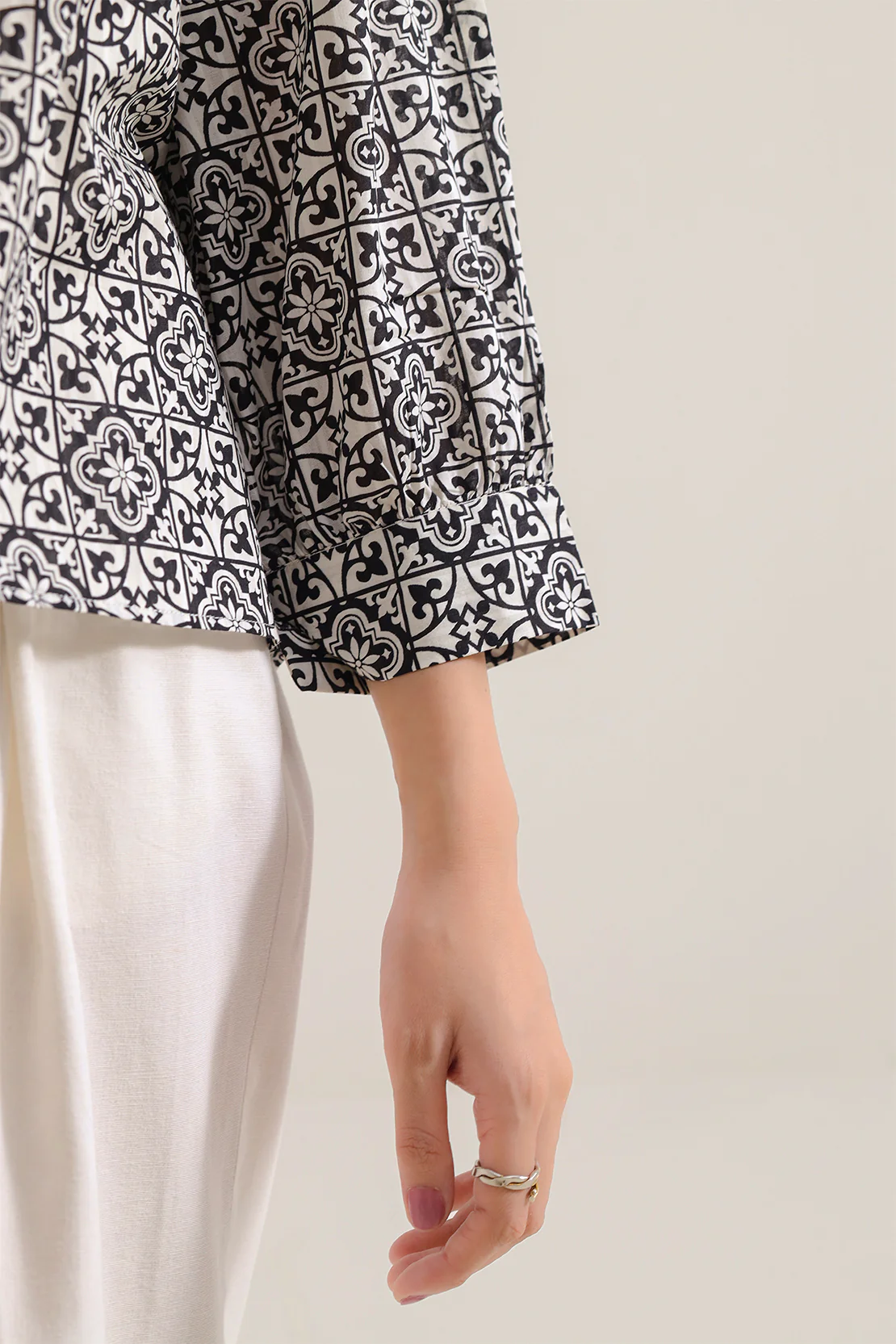 Printed Lawn Stitched Shirt - Image 5