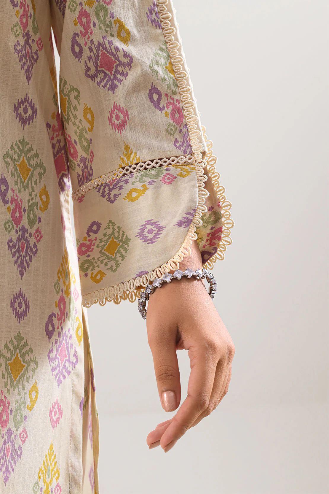 Printed Strip Lawn Stitched Shirt - Image 5