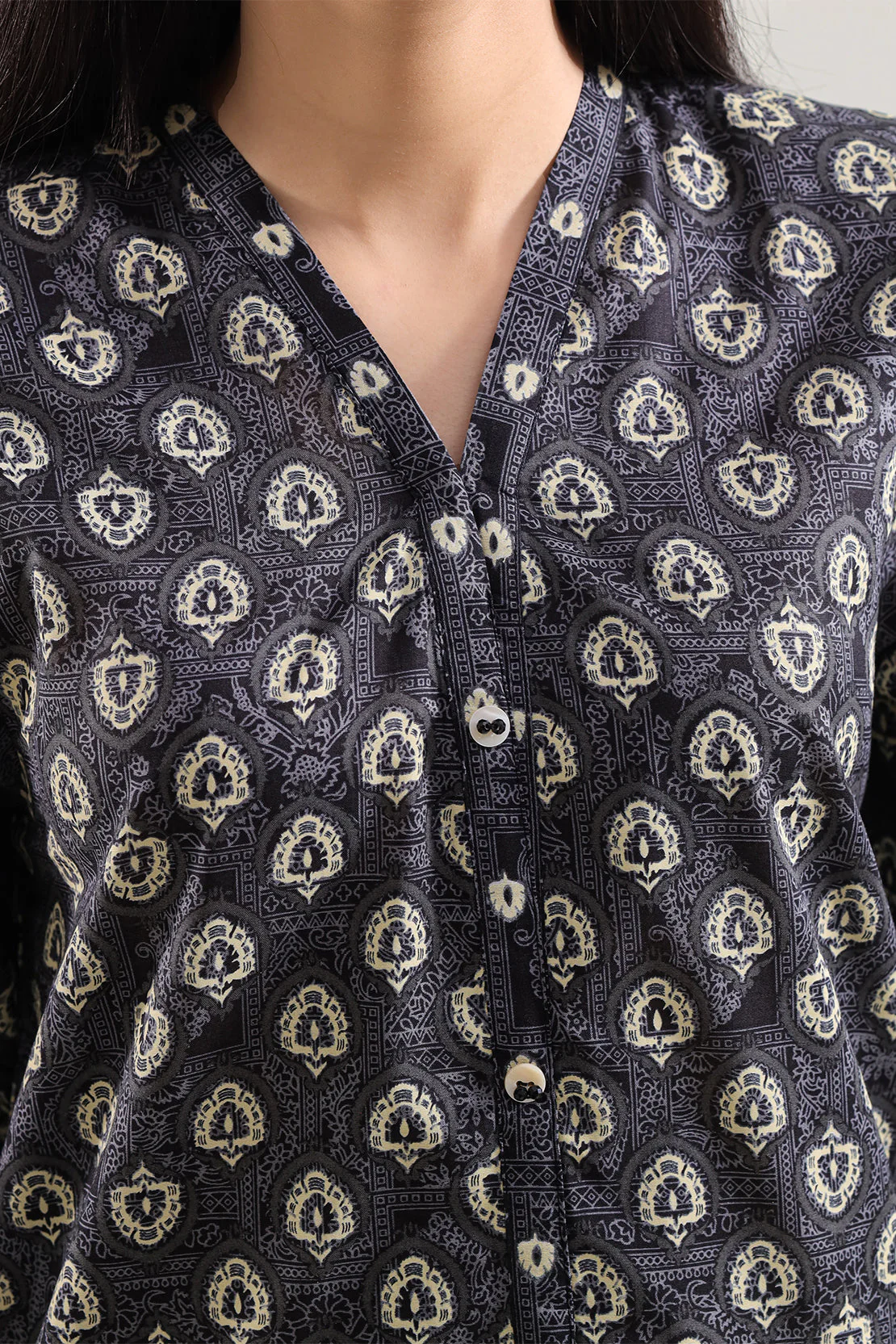 Printed Lawn Stitched Shirt - Image 4