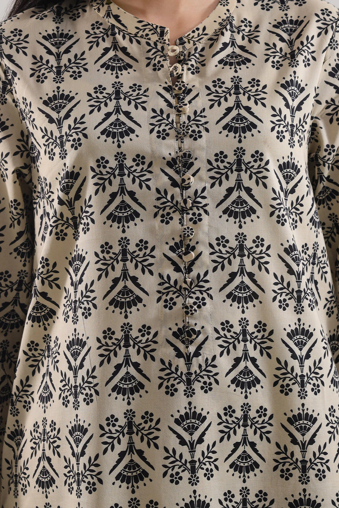 Printed Lawn Stitched Shirt - Image 3