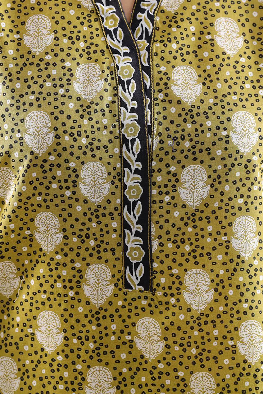 Printed Lawn Stitched Shirt - Image 4