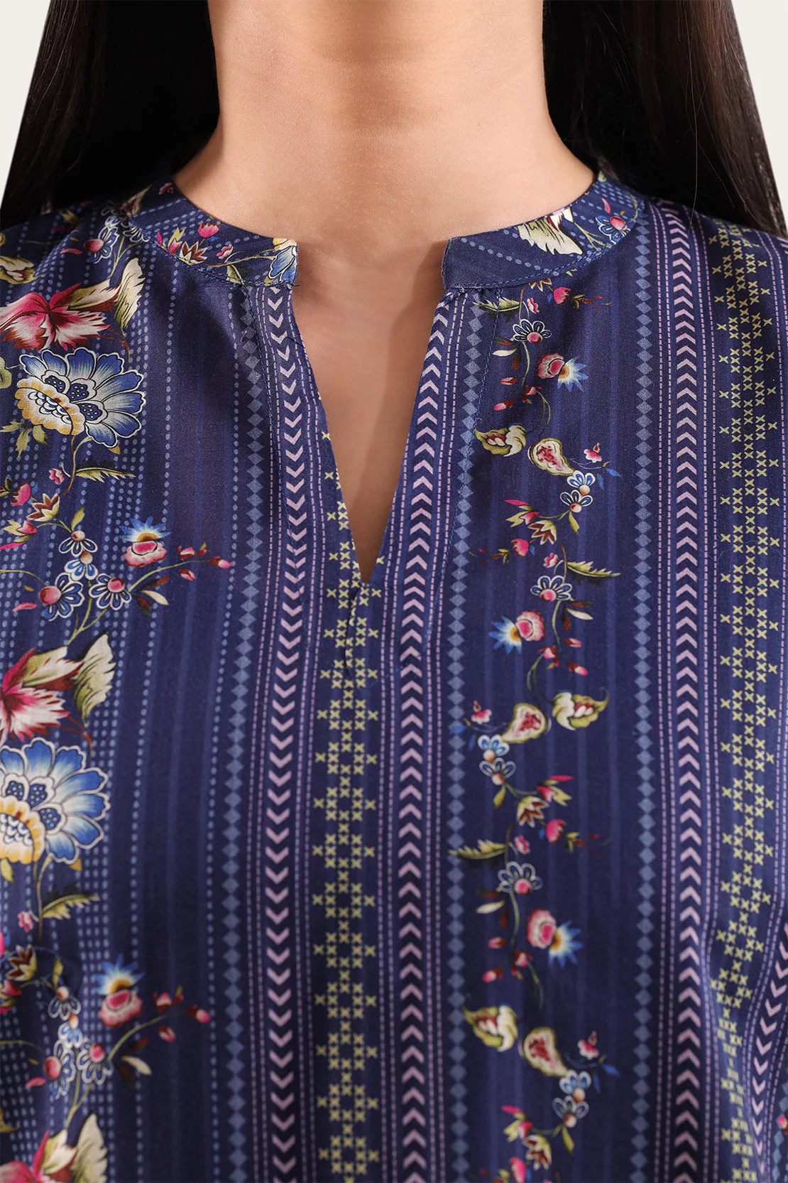 Printed Lawn Stitched Shirt - Image 3
