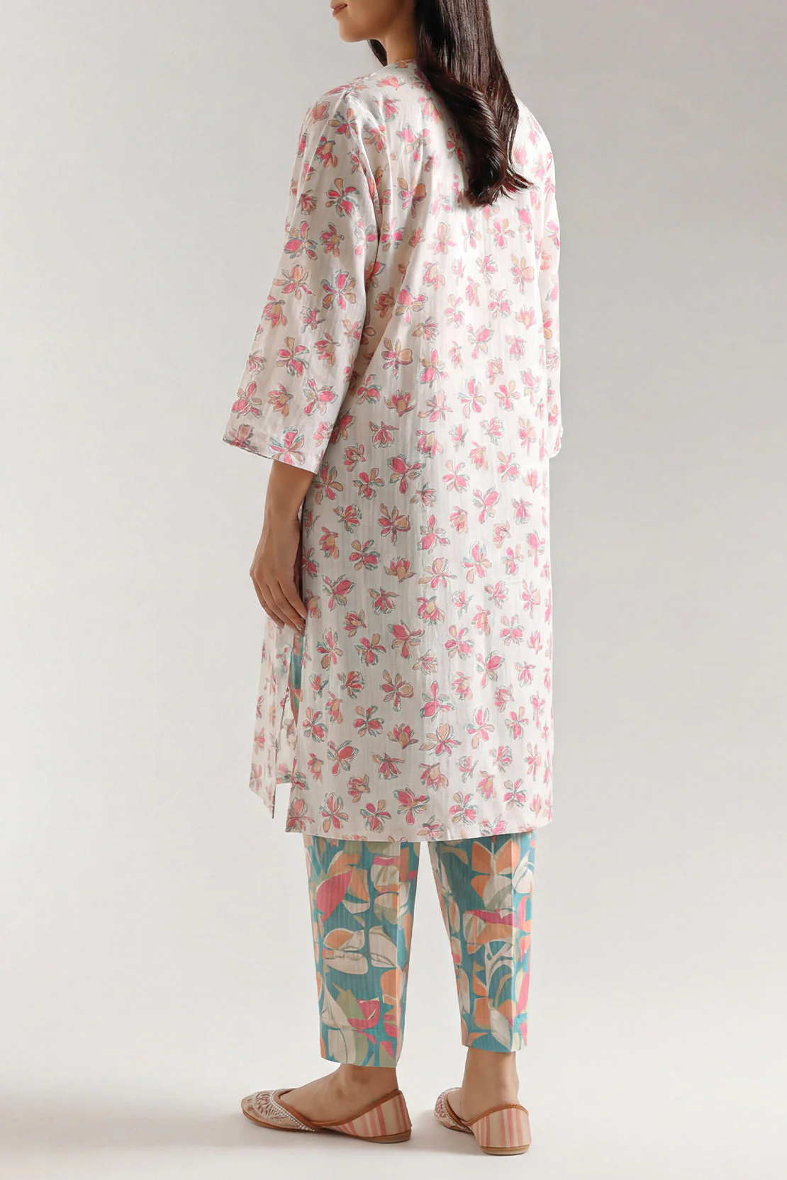 Printed Lawn Stitched Shirt - Image 4