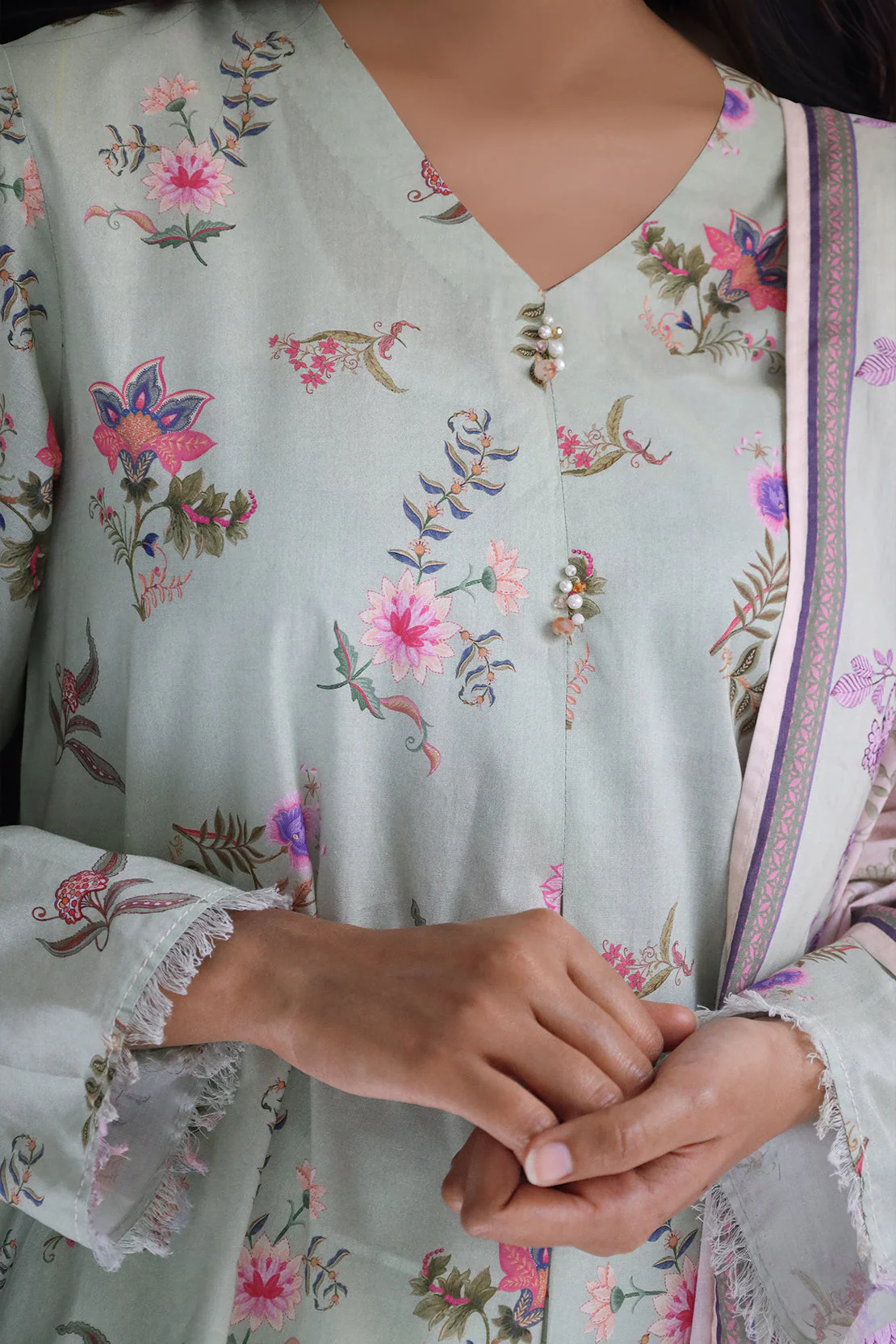 Printed Lawn Stitched/Unstitched 3 Piece - Image 4