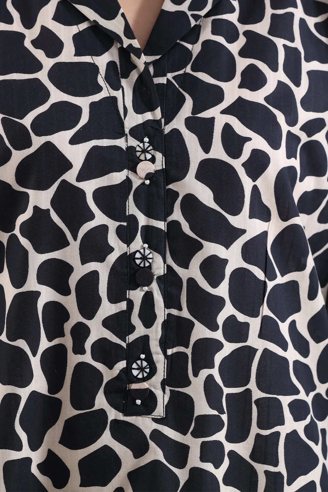 Printed Self Strip Lawn Stitched 2 Piece (Shirt/Trouser) - Image 3