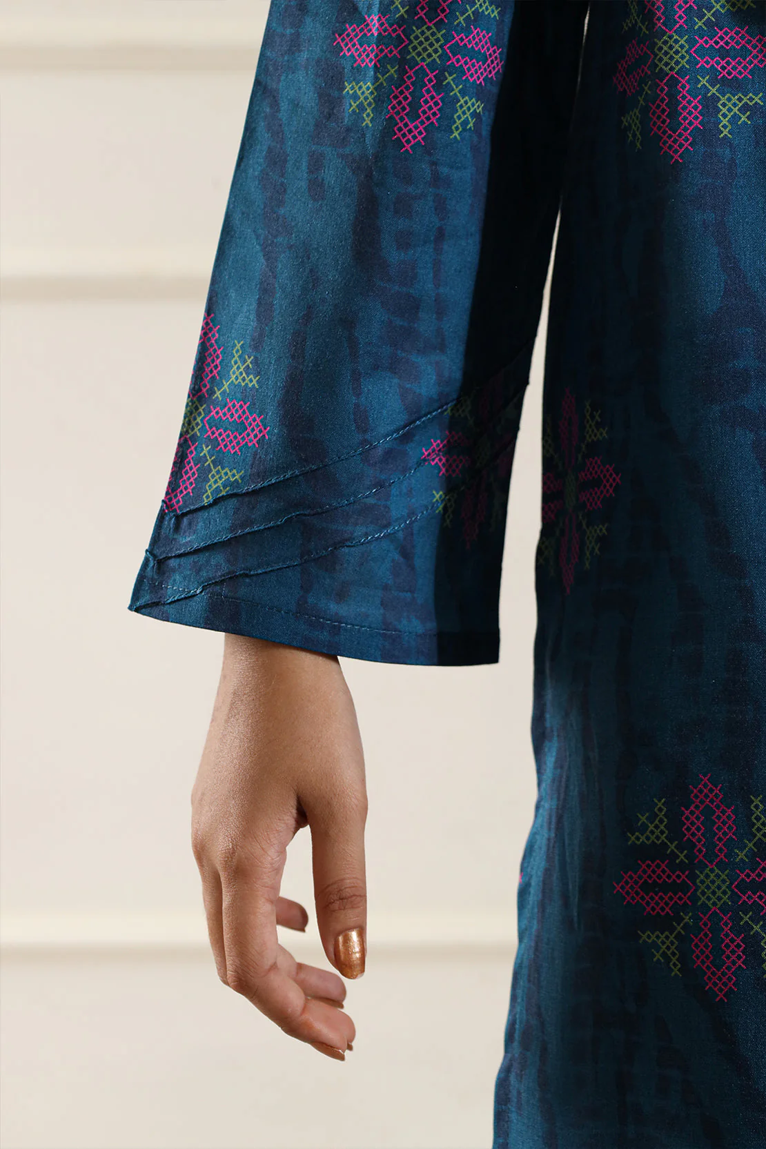 Printed Soft Touch Cotton Stitched 3 Piece - Image 11