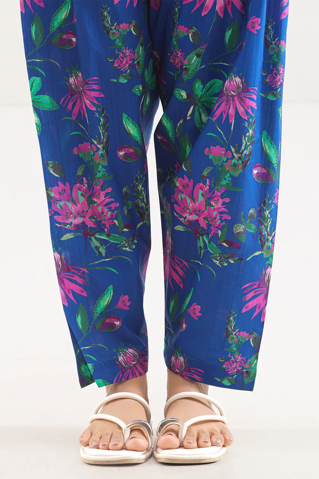 Printed Strip Lawn Pants