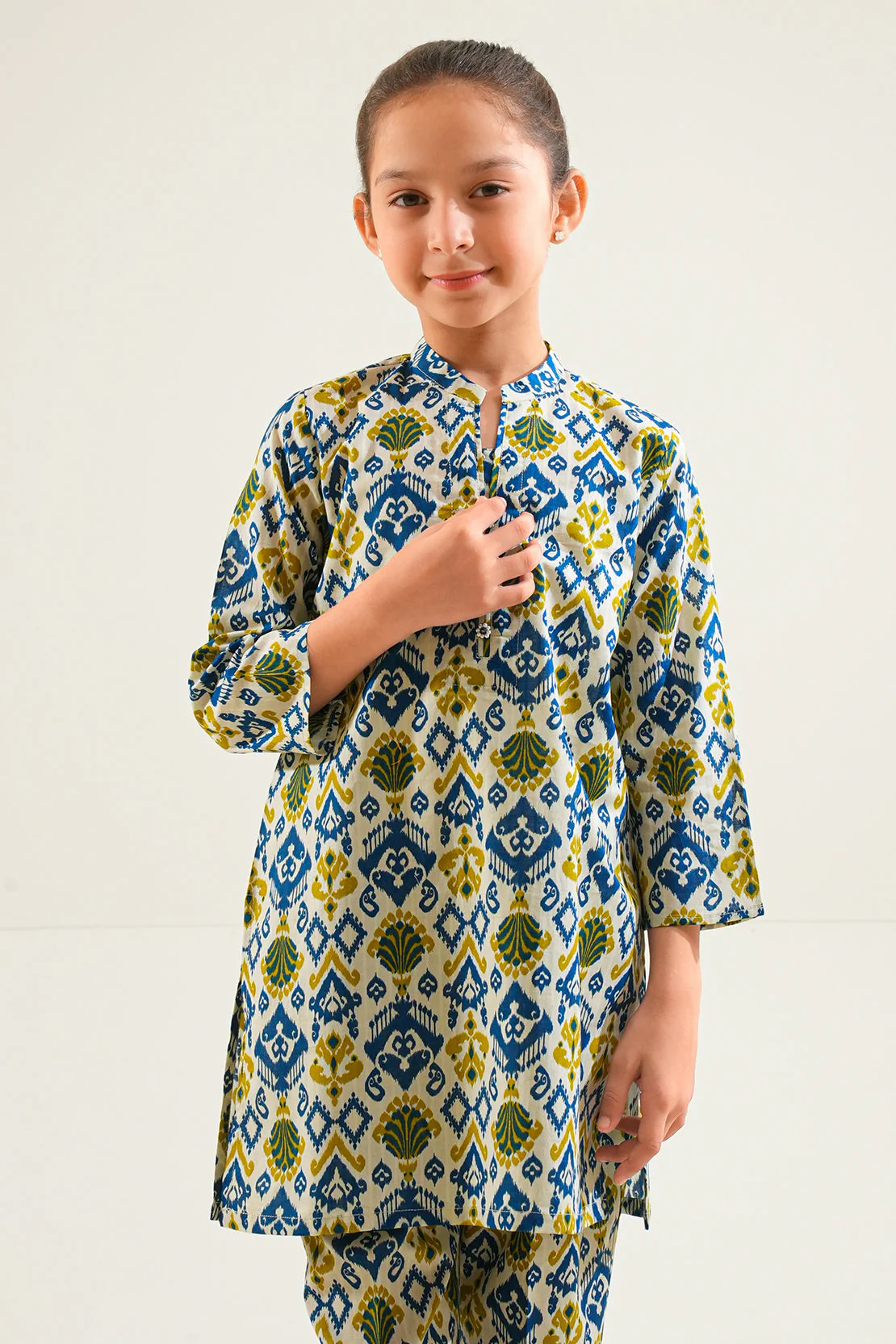 Printed Strip Lawn Stitched 2 Piece (Shirt/Trouser)  For Kids - Image 4