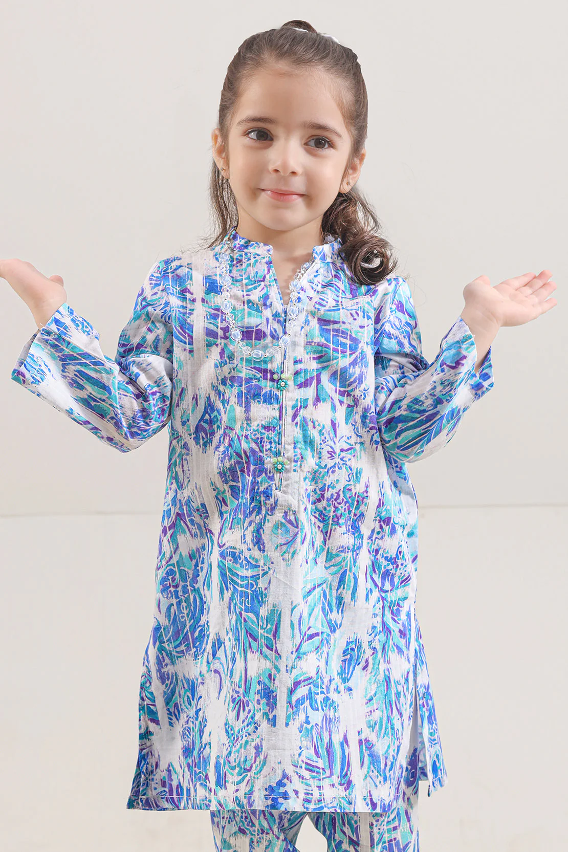 Printed Strip Lawn Stitched 2 Piece (Shirt/Trouser) For Kids - Image 4