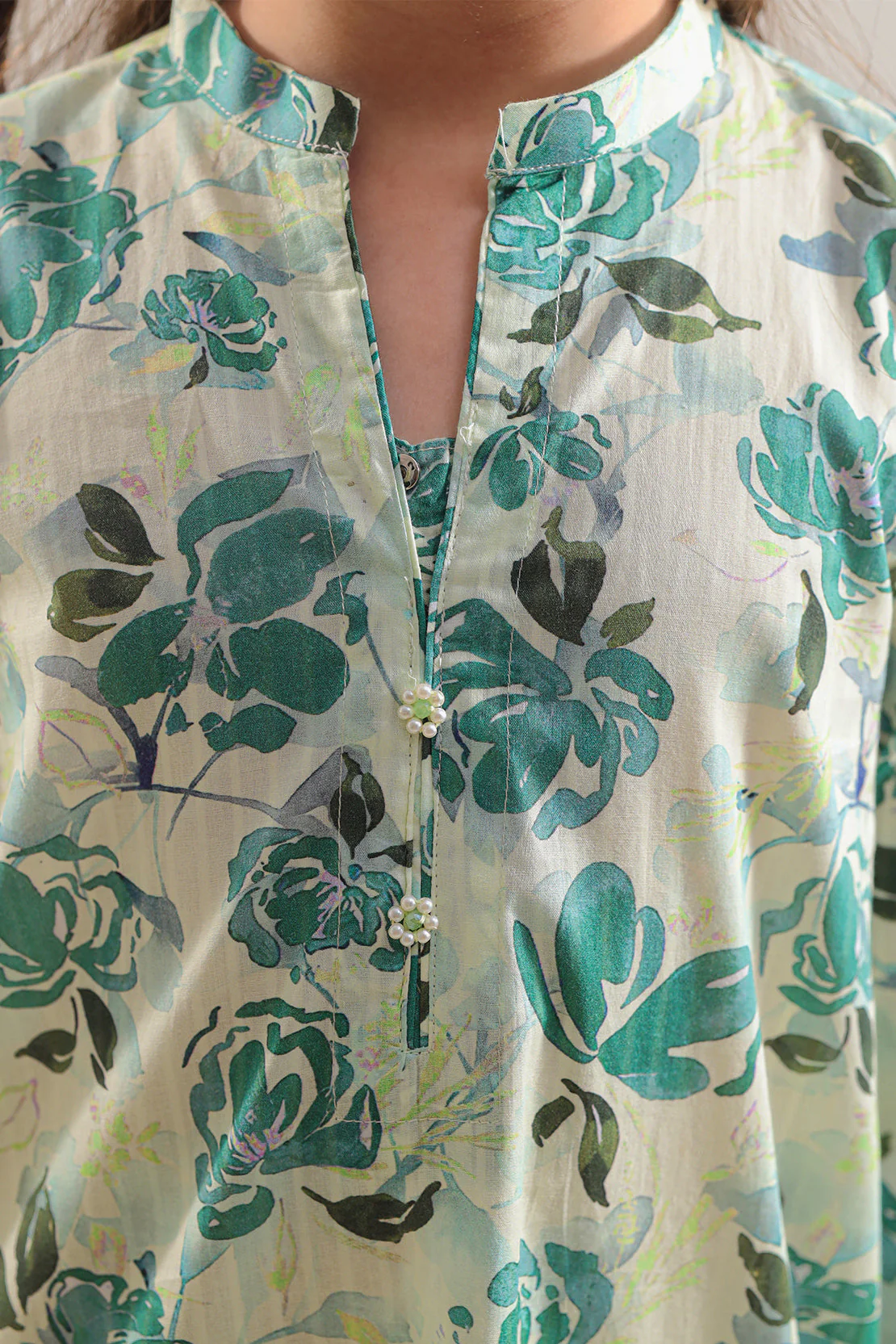 Printed Strip Lawn Stitched 2 Piece (Shirt/Trouser) For Kids - Image 4