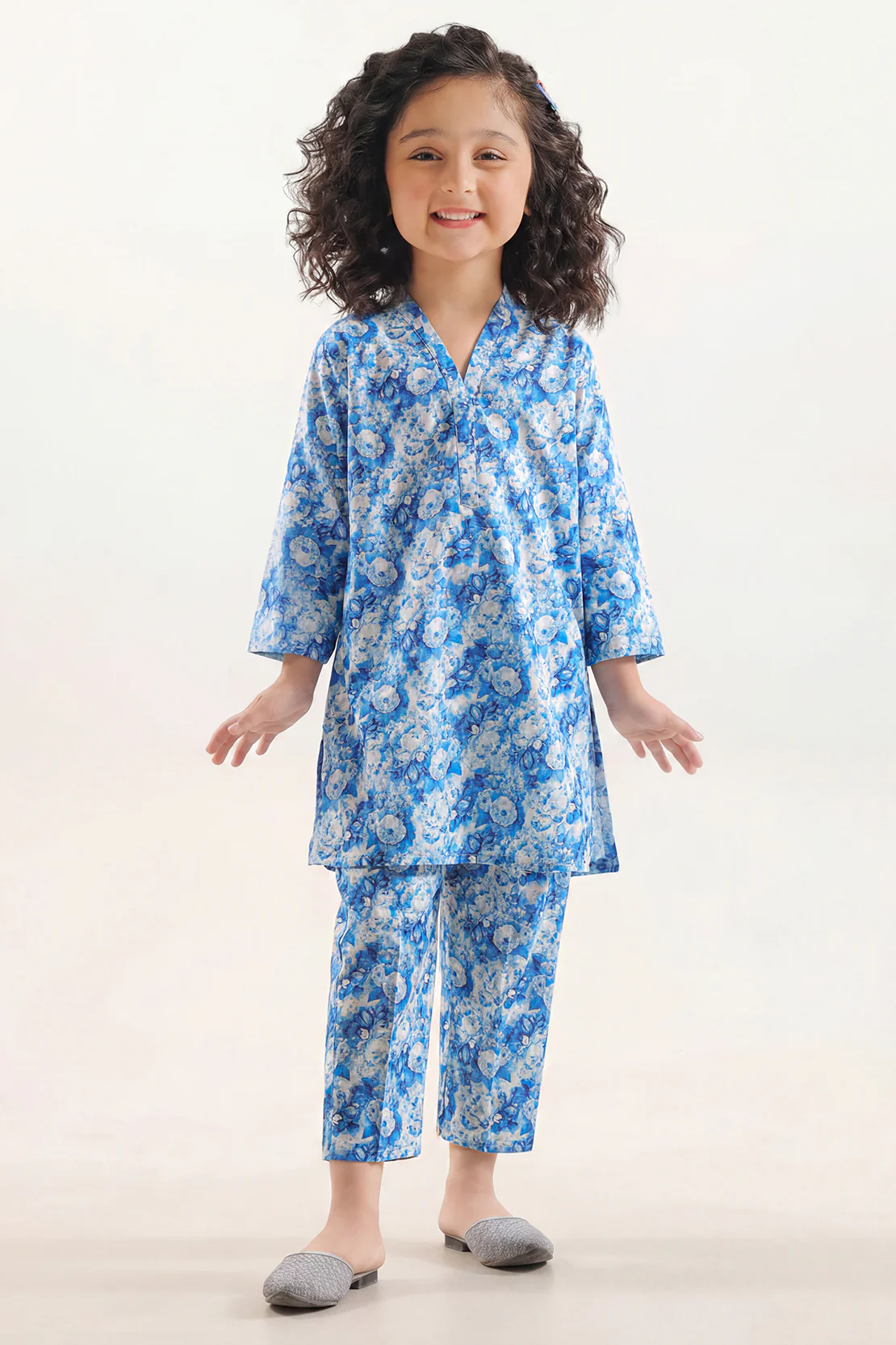 Printed Strip Lawn Stitched 2 Piece (Shirt/Trouser) For Kids - Image 2