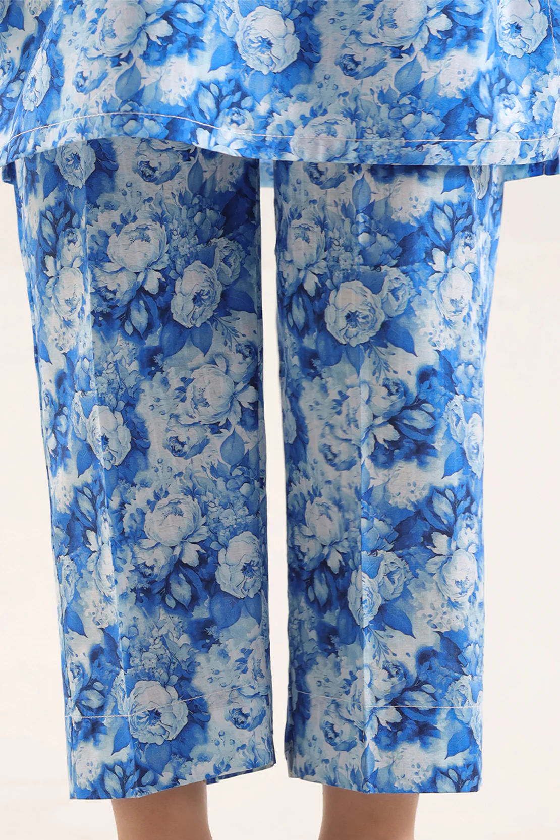 Printed Strip Lawn Stitched 2 Piece (Shirt/Trouser) For Kids - Image 6