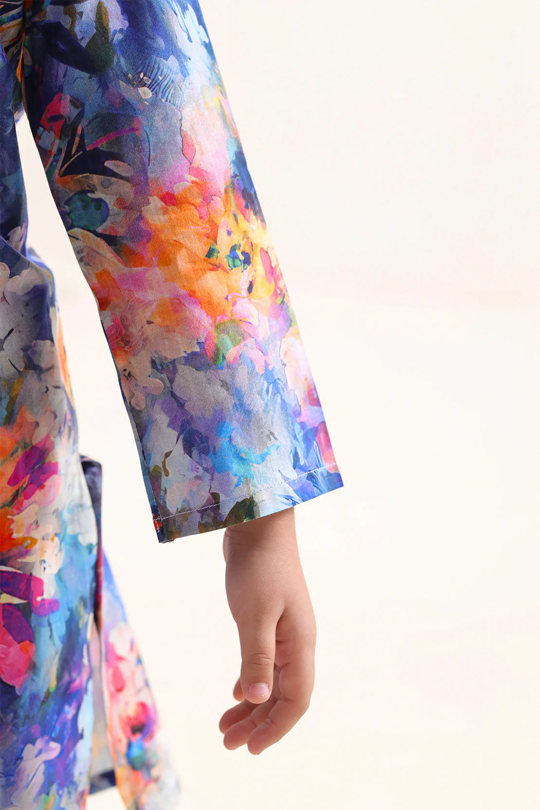 Printed Strip Lawn Stitched 2 Piece (Shirt/Trouser) For Kids - Image 6