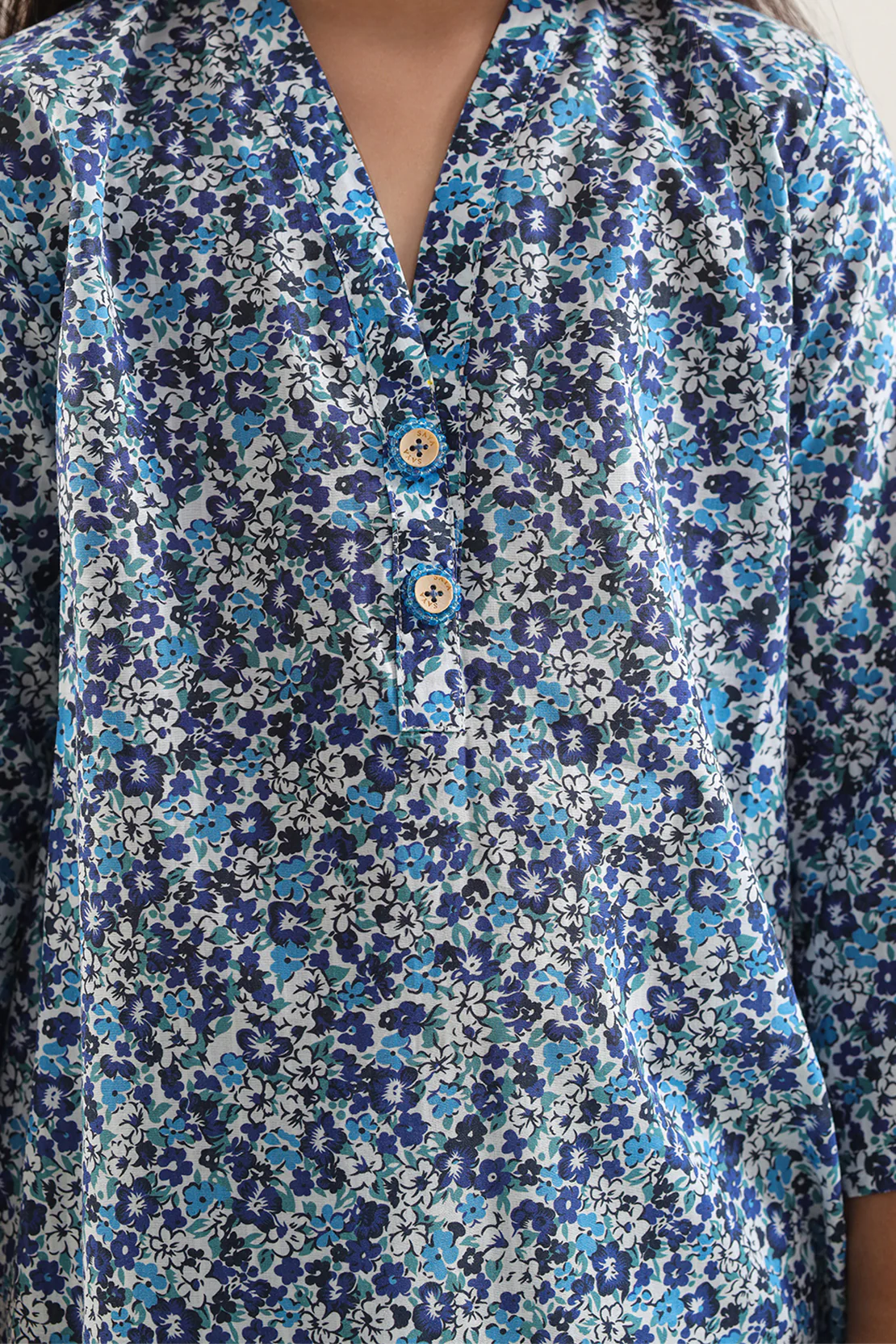 Printed Strip Lawn Stitched 2 Piece (Shirt/Trouser) For Kids - Image 5
