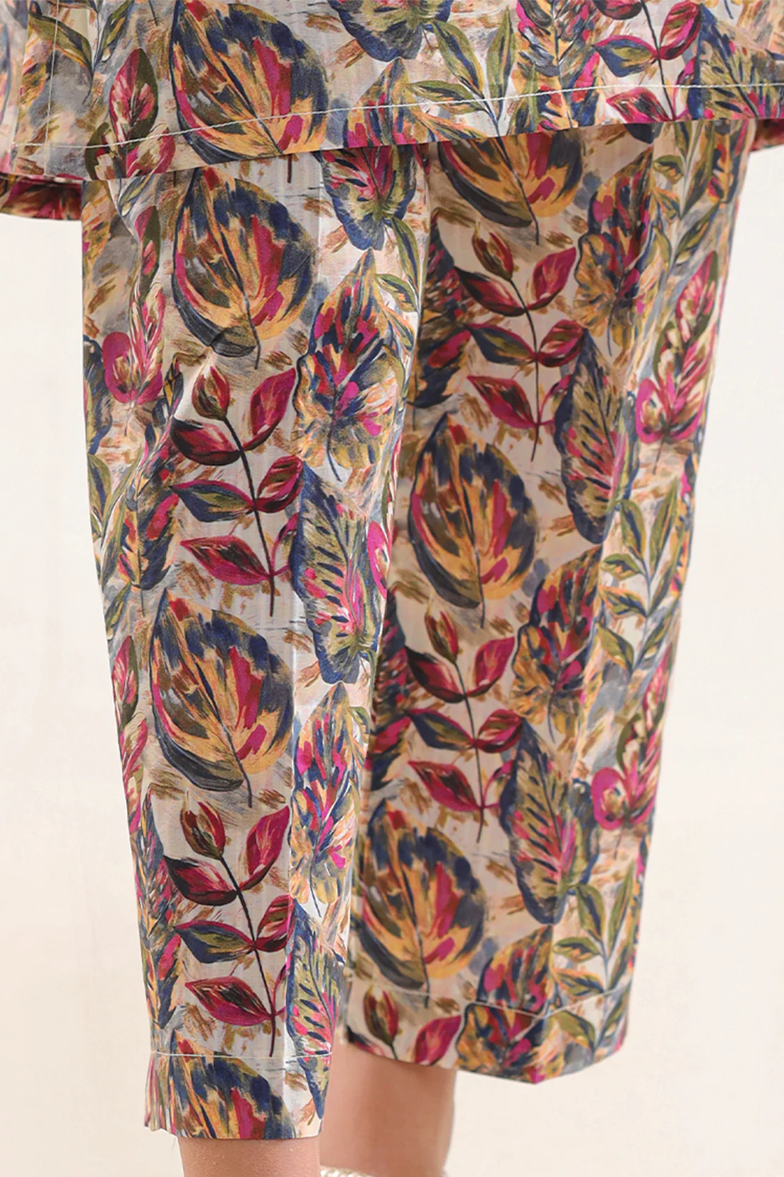 Printed Strip Lawn Stitched 2 Piece (Shirt/Trouser) For Kids - Image 8