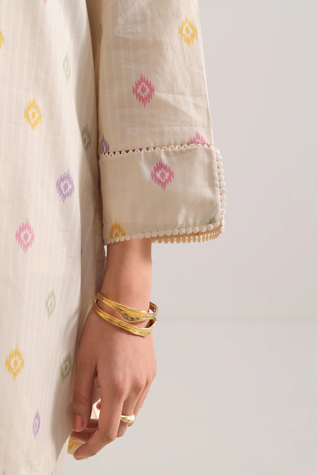Printed Strip Lawn Stitched 2 Piece (Shirt/Trouser) - Image 4