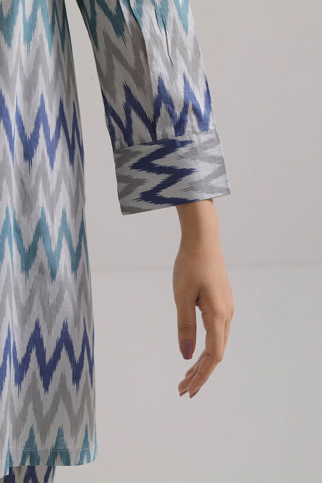 Printed Strip Lawn Stitched 2 Piece (Shirt/Trouser) - Image 5