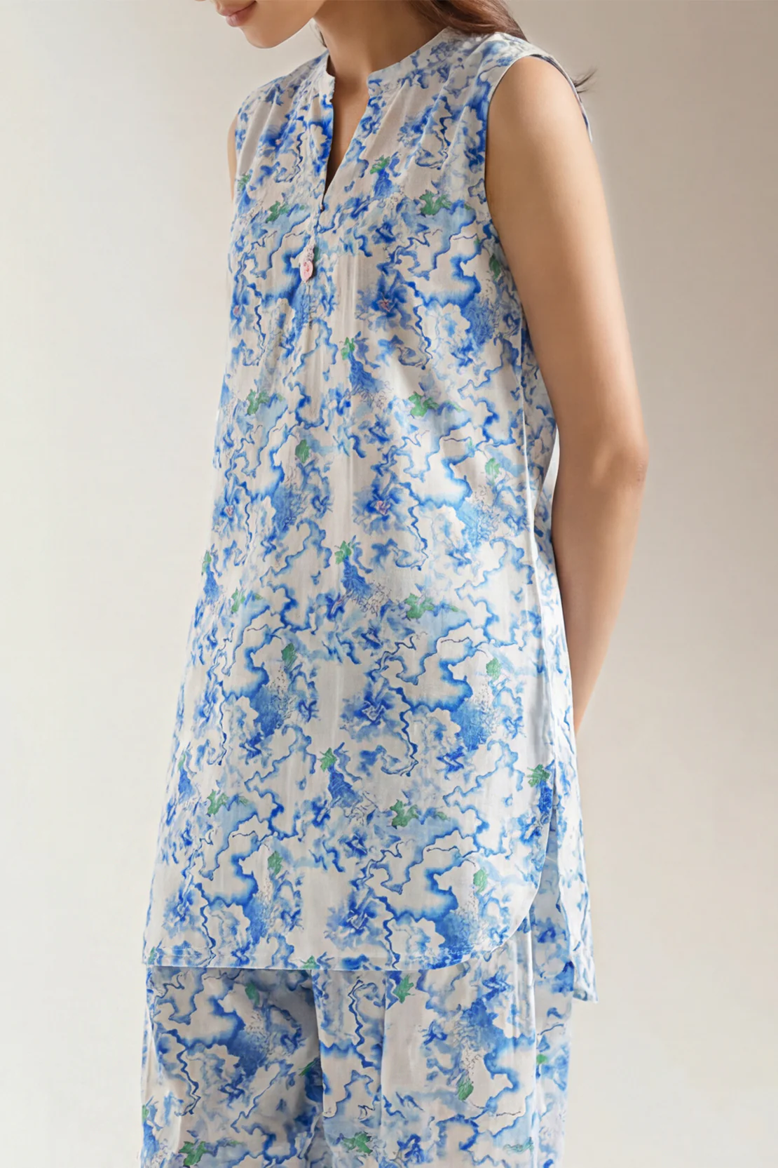 Printed Strip Lawn Stitched 2 Piece (Shirt/Trouser) - Image 2