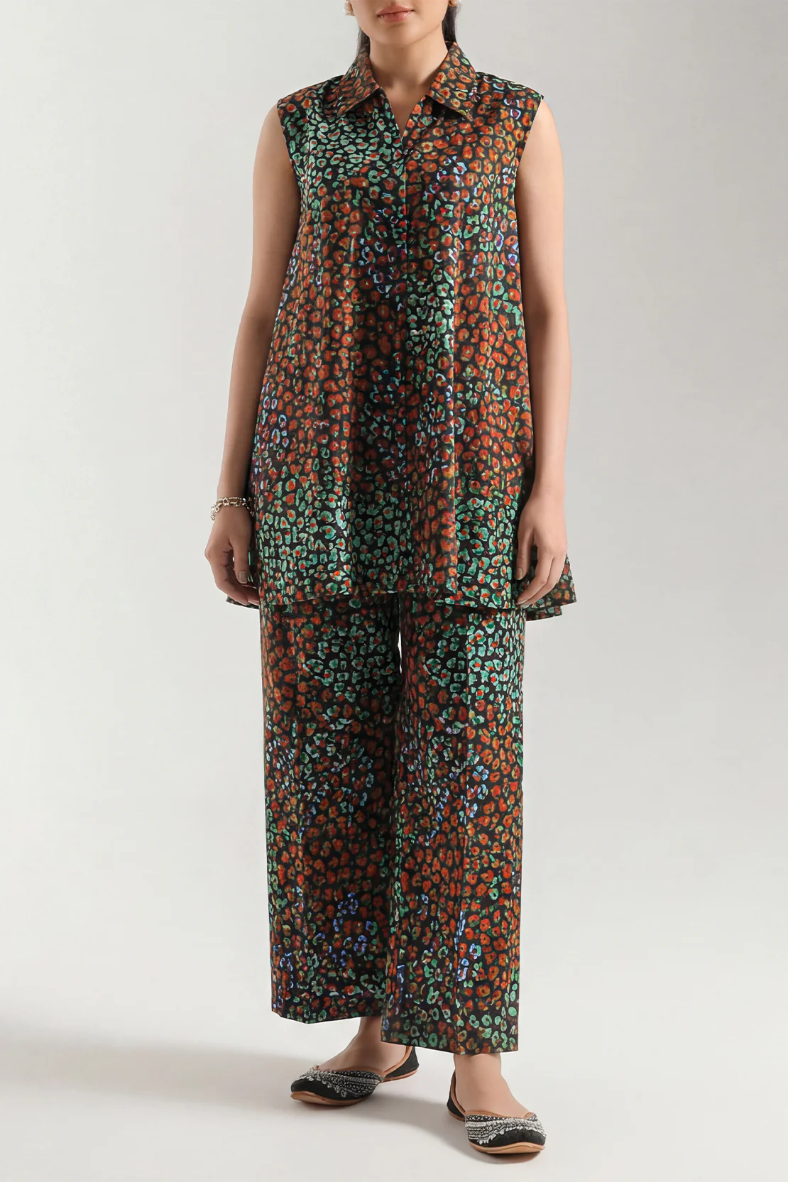 Printed Strip Lawn Stitched 2 Piece (Shirt/Trouser) - Image 2