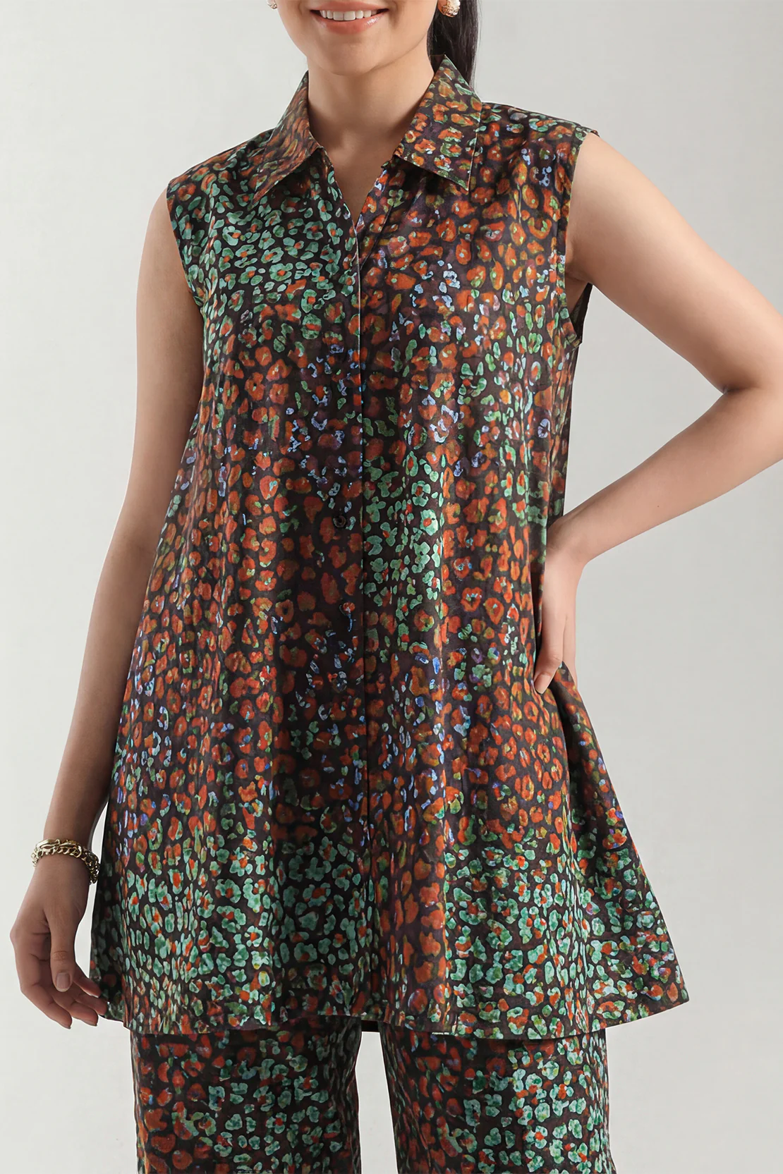Printed Strip Lawn Stitched 2 Piece (Shirt/Trouser) - Image 3