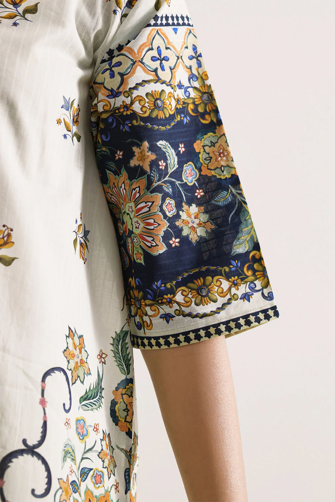 Printed Strip Lawn Stitched 2 Piece (Shirt/Trouser) - Image 4