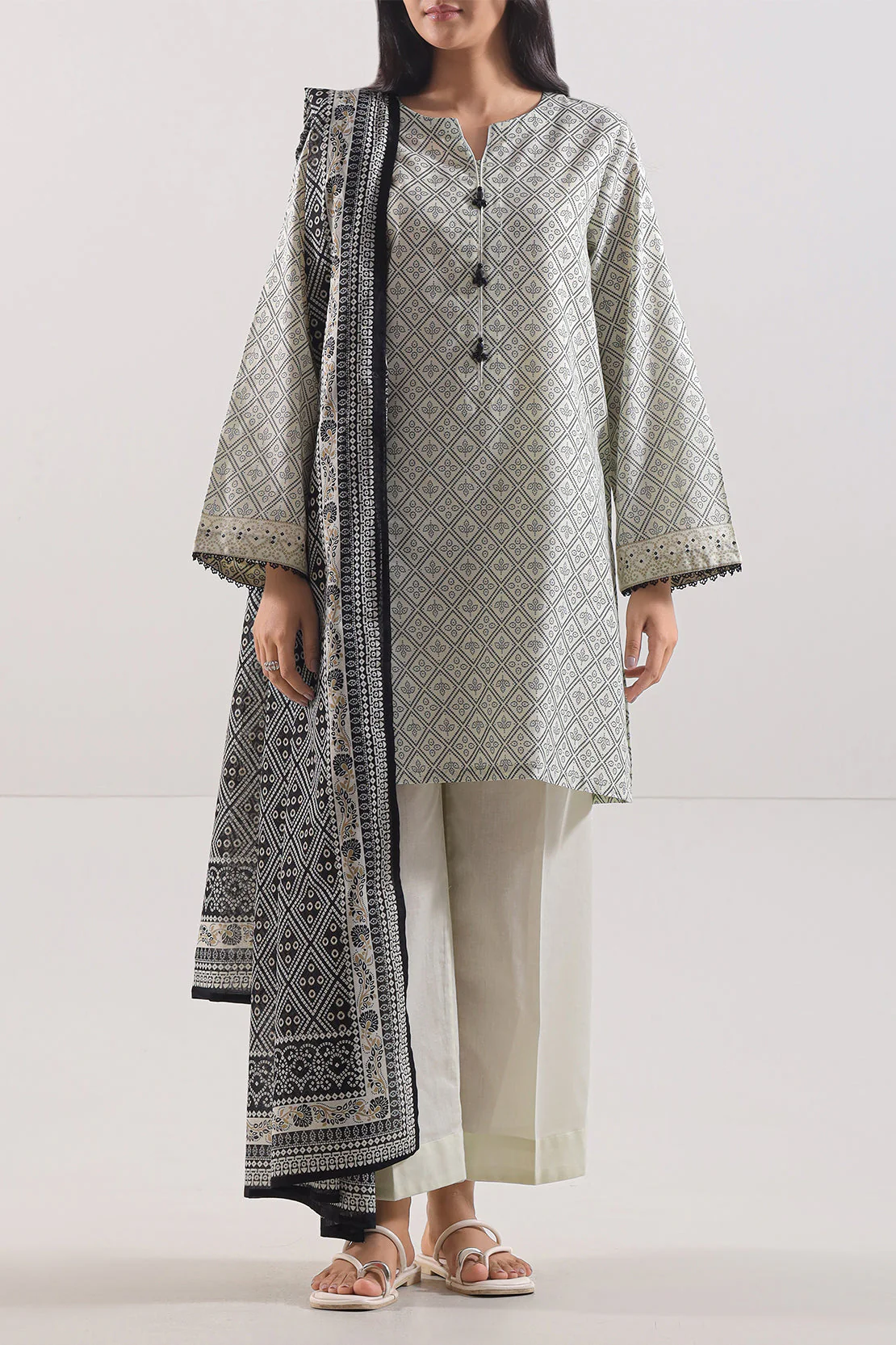 Printed Lawn Stitched 3 Piece