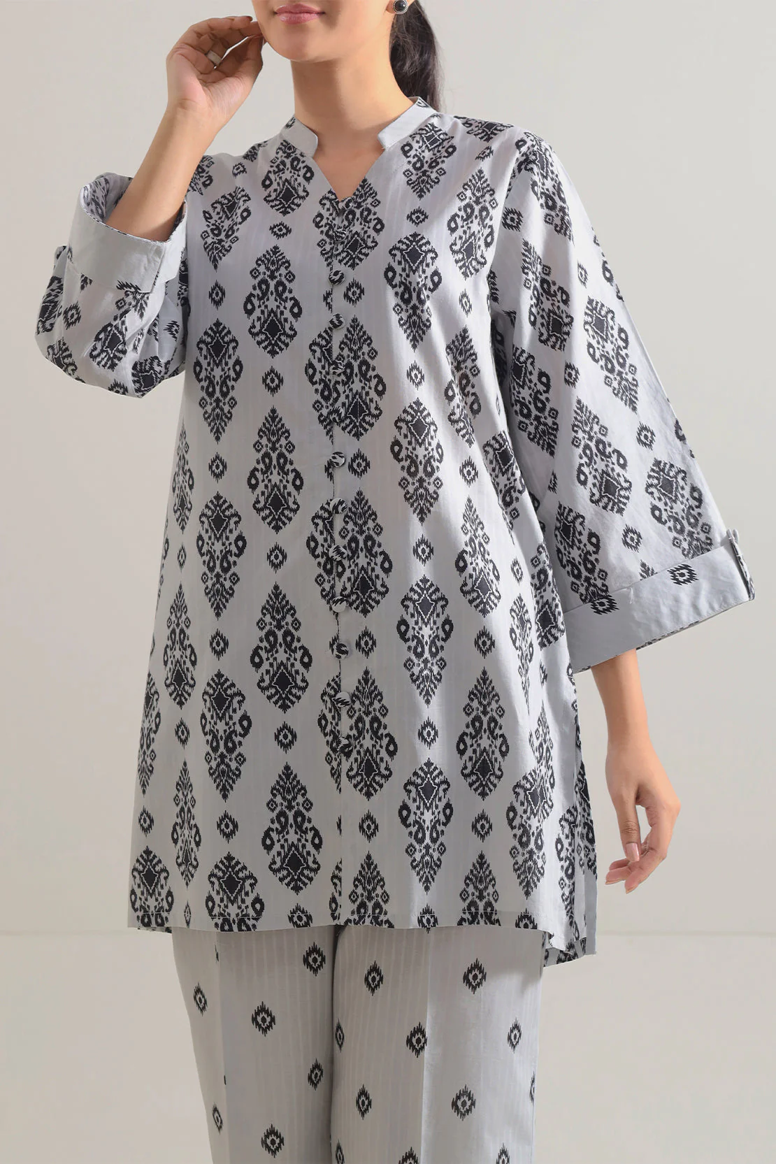 Printed Strip Lawn Stitched Shirt - Image 3