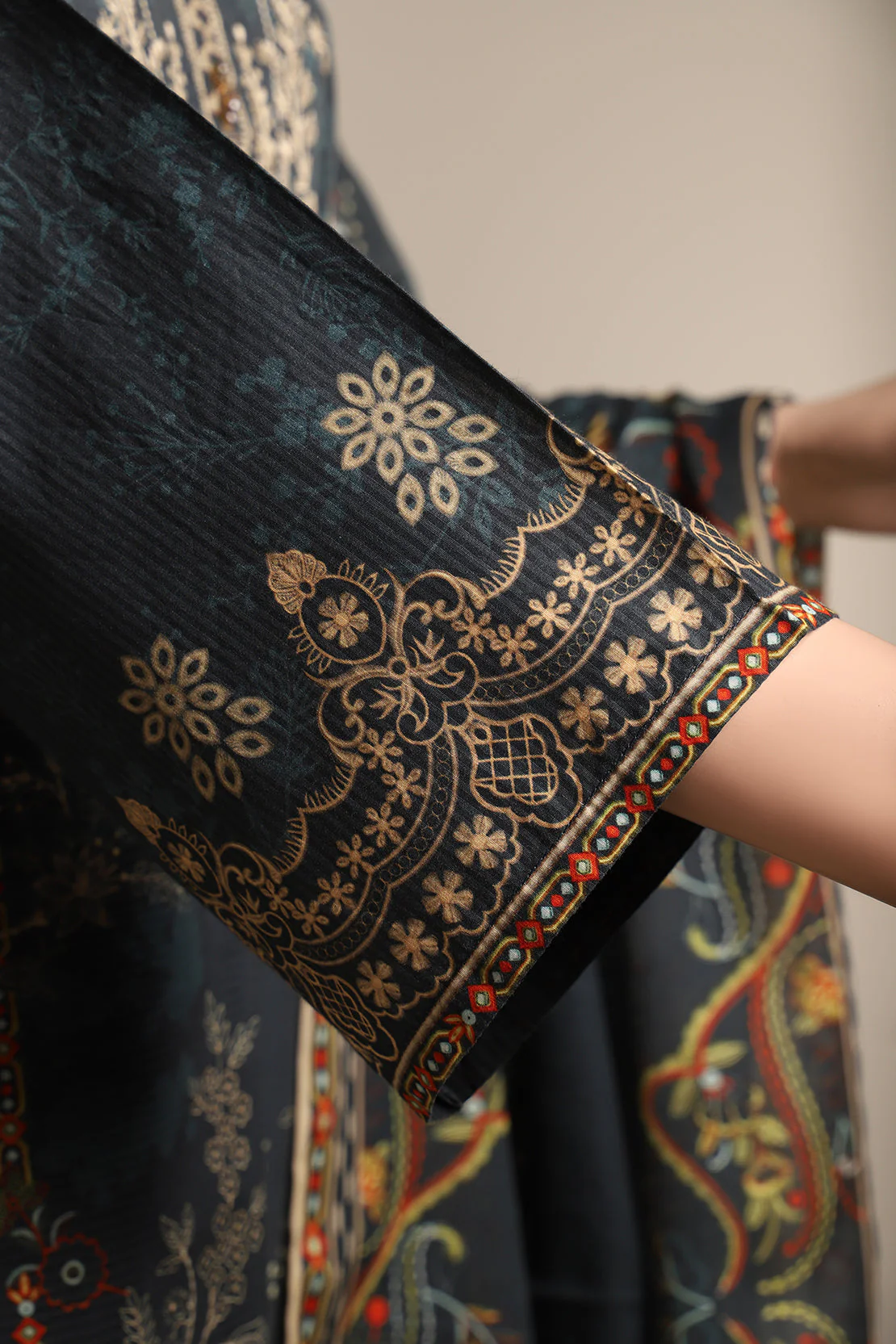 Printed cotton Filament Stitched 2 Piece (Shirt/Dupatta) - Image 4