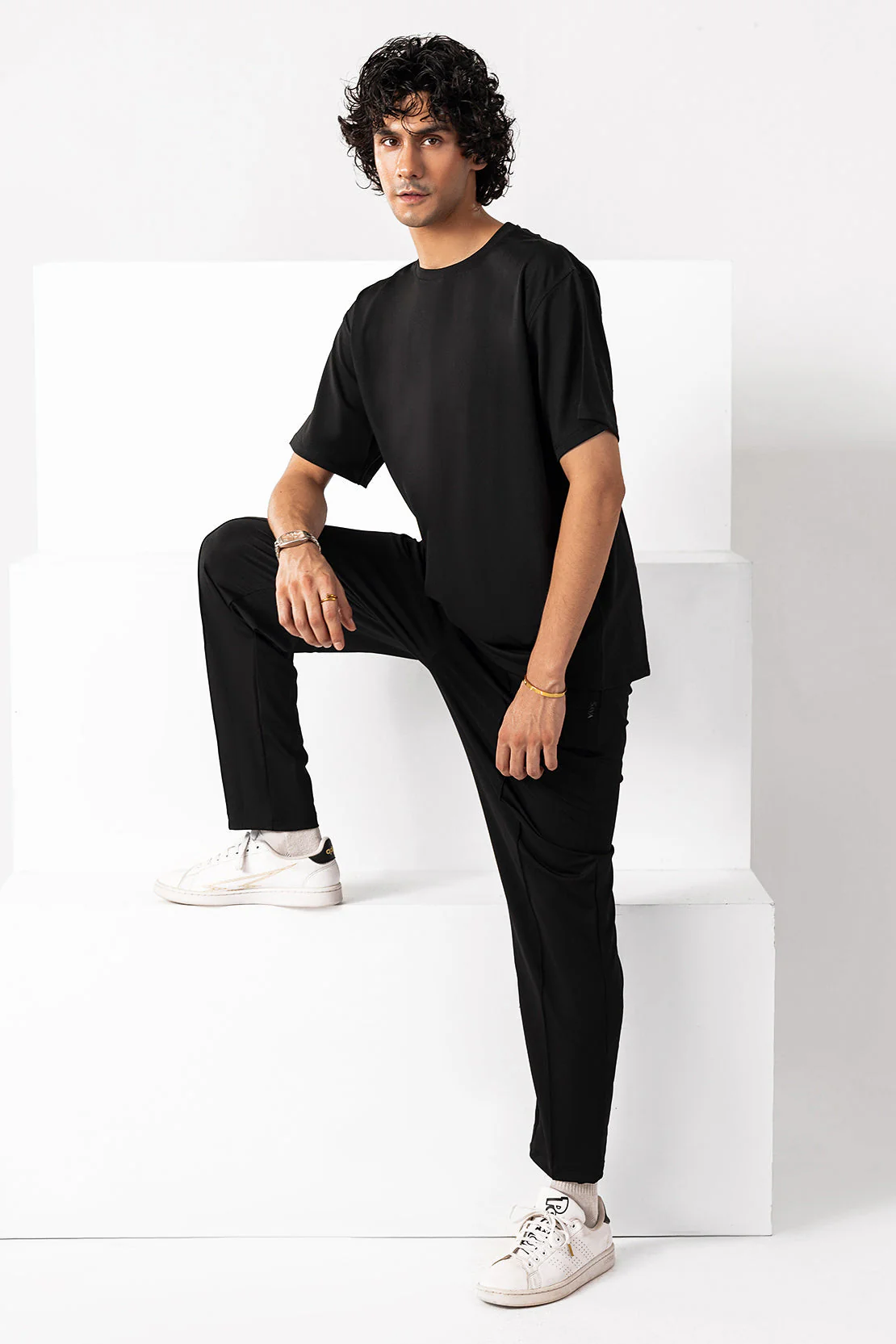 Relaxed Drawstring Trousers - Image 3