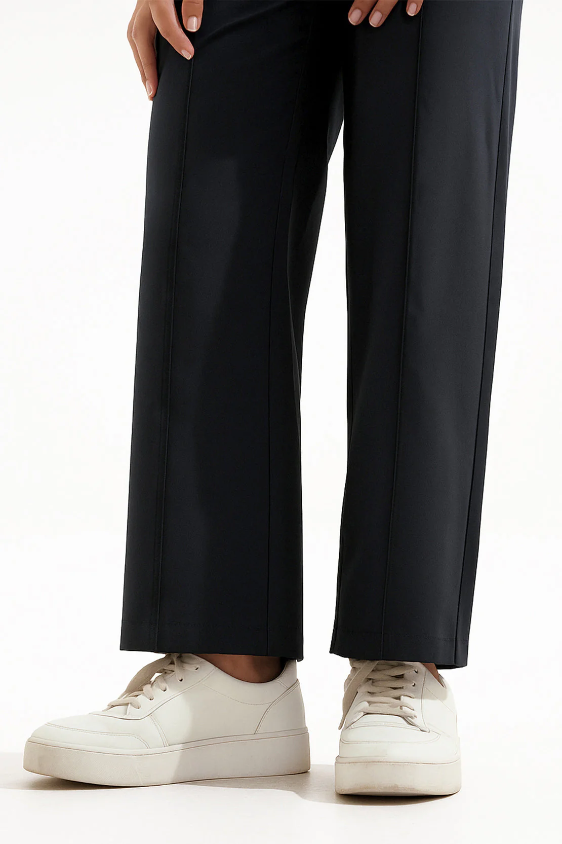 Relaxed Drawstring Trousers - Image 4