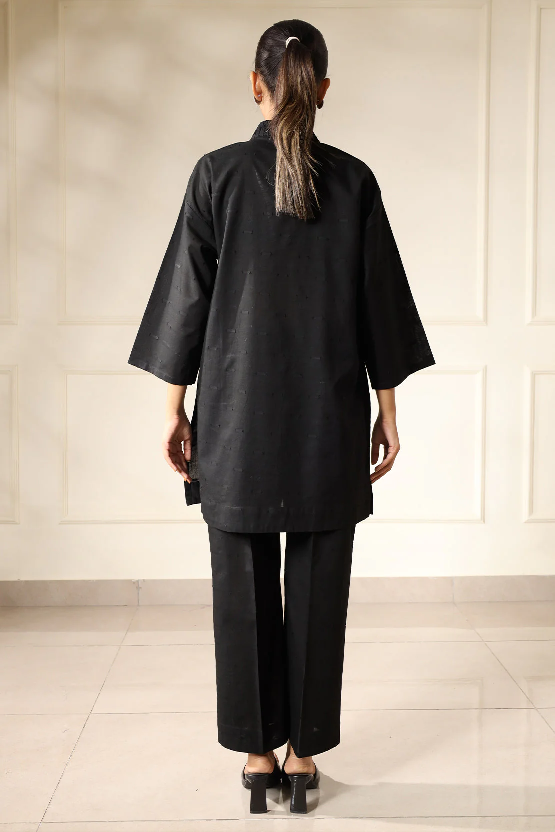 Reverse Jacquard Stitched Shirt - Image 2