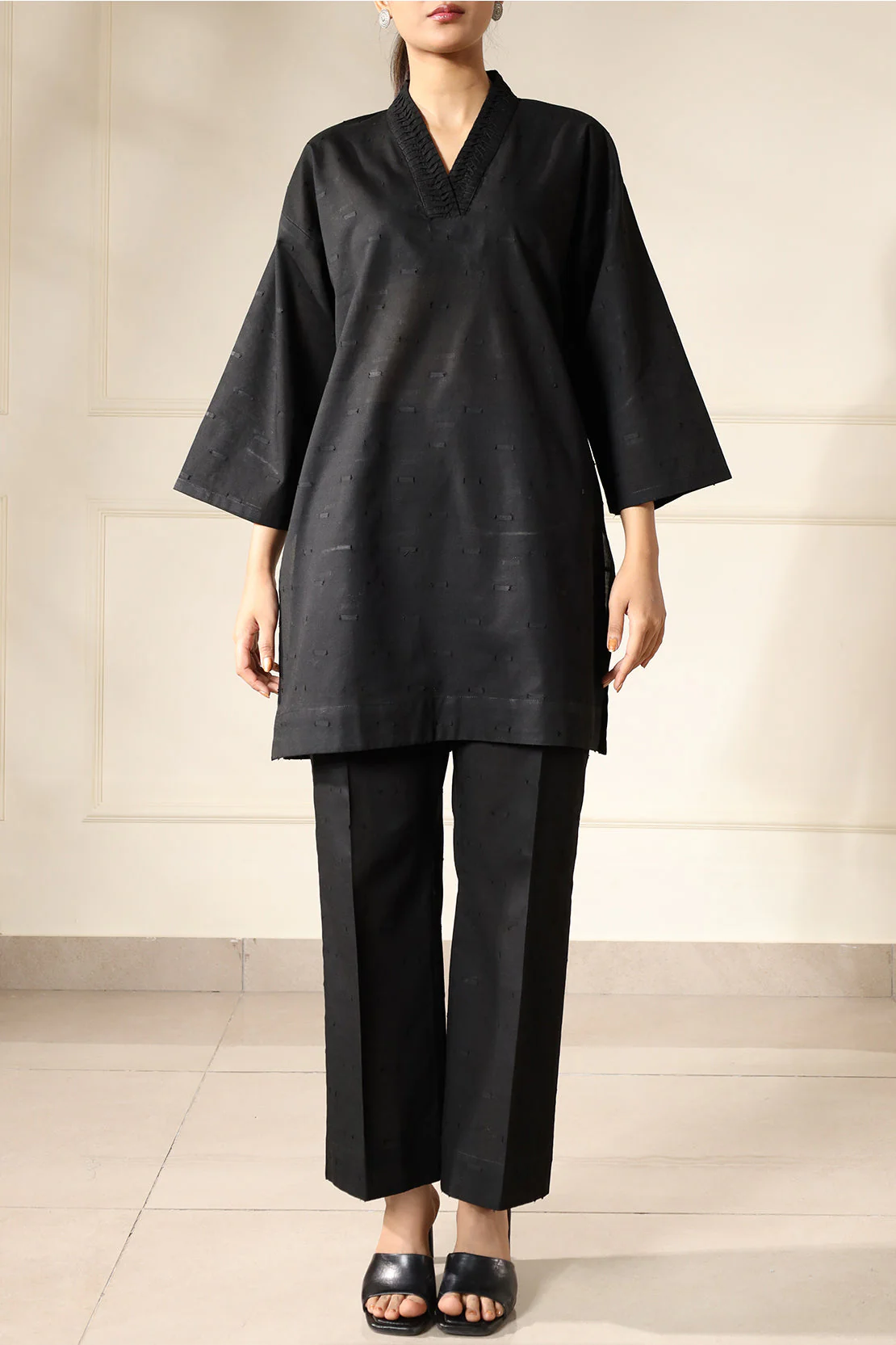 Reverse Jacquard Stitched Shirt - Image 4