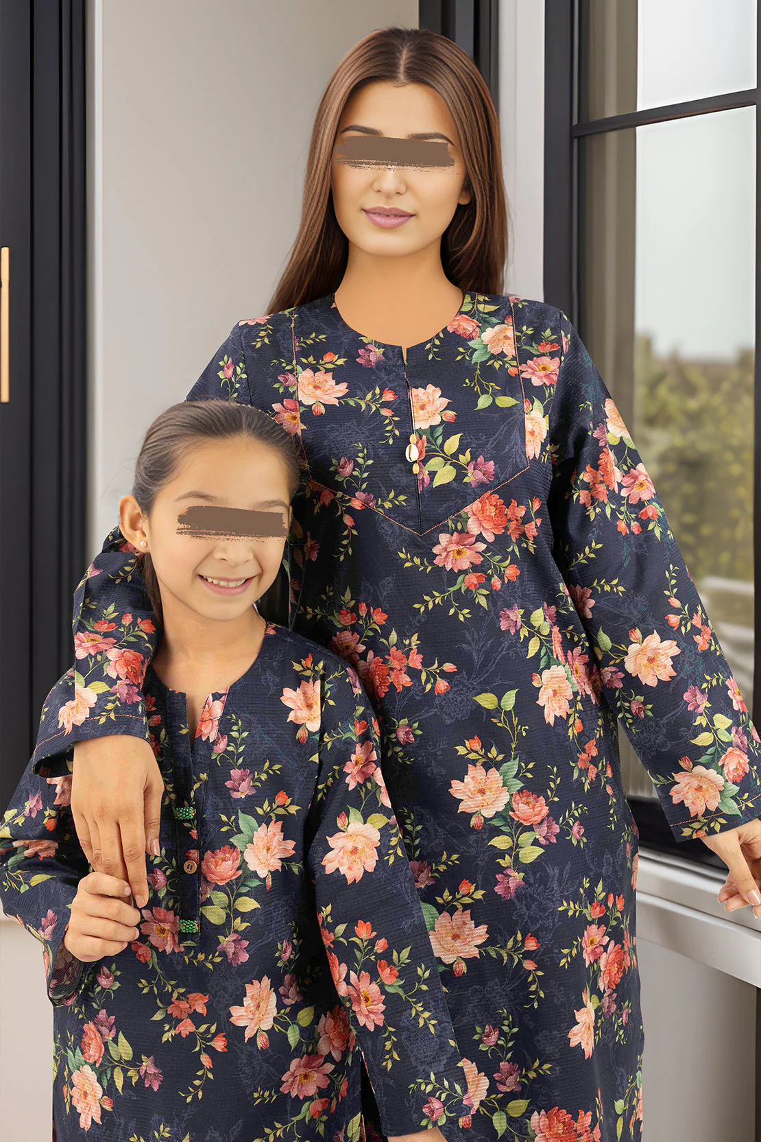 SAYA's Printed Cambric Stitched Mom And Daughter - Image 2