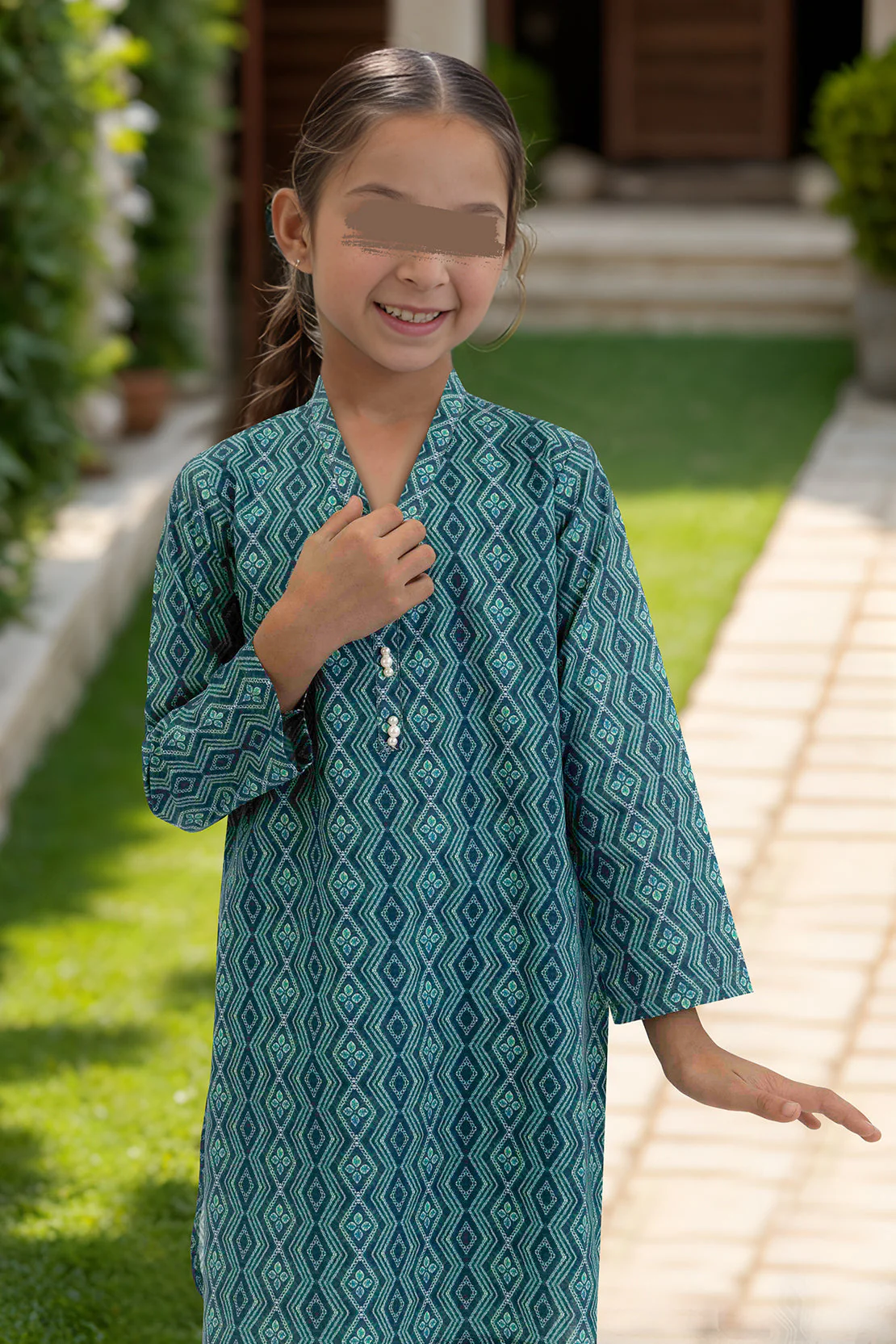 SAYA's Printed Cambric Stitched Mom And Daughter - Image 5