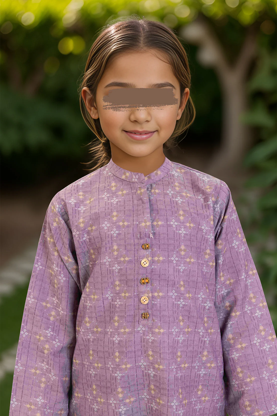 SAYA's Printed Cotton Jacquard Stitched For Mom And Daughter - Image 4
