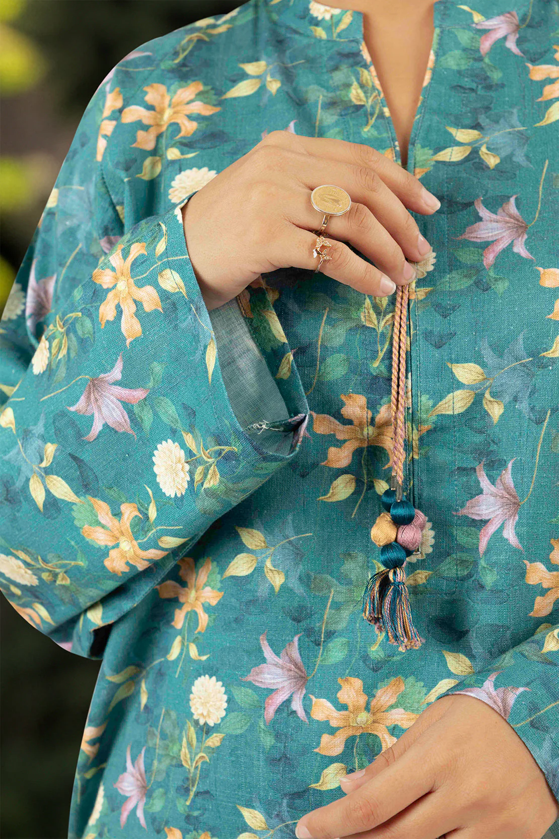 Saya'S Printed Khaddar Stitched For Mom And Daughter - Image 5